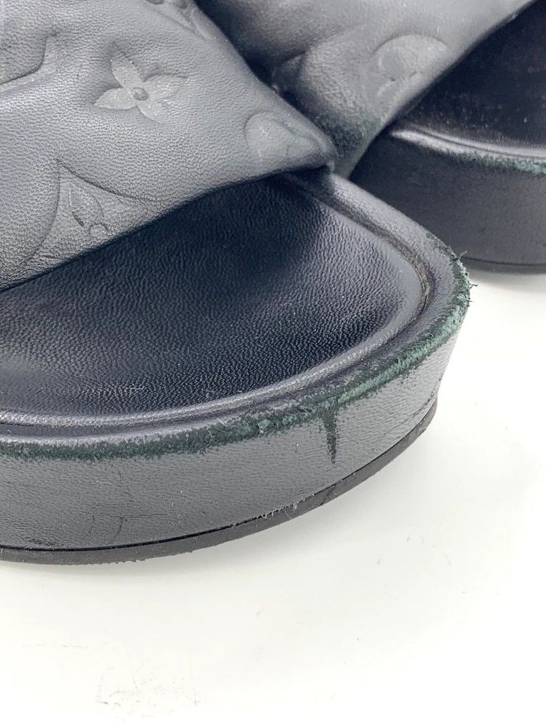 Louis Vuitton Louis Vuitton Black logo presbyopic leather slippers Size US 6.5 / IT 36.5 - 9 Thumbnail