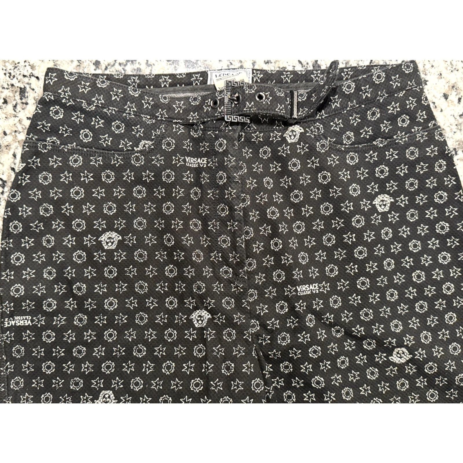 Versace Jeans Couture VINTAGE Versace Jeans V2 CLASSIC Black Cotton Blend Pants Medusa Print Italy Size 44 Belted Pockets Button front Mens Size US 28 / EU 44 - 4 Thumbnail
