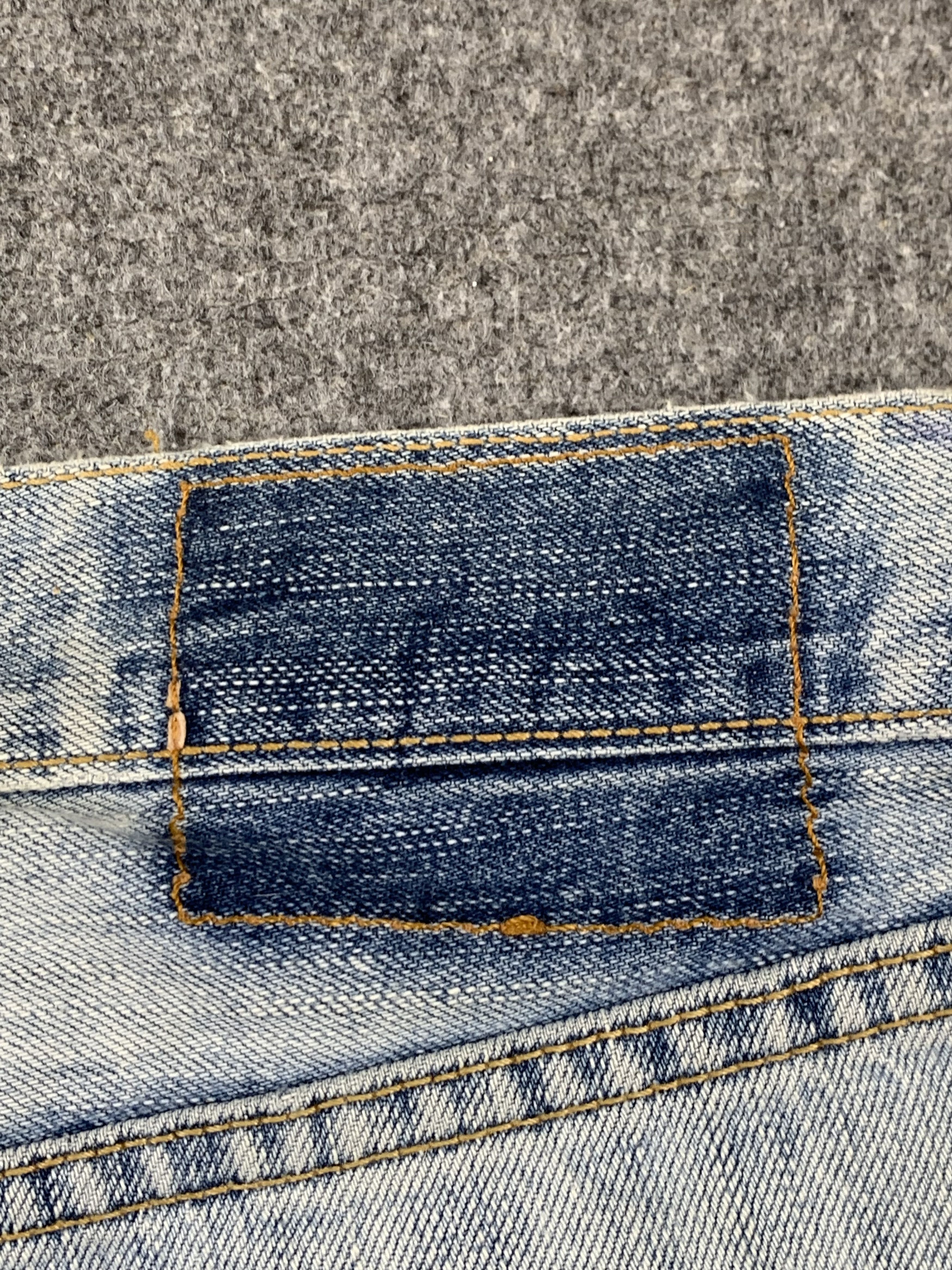 Levi's Vintage Levis 506 Light Wash Jeans DP2159 Size US 30 / EU 46 - 11 Thumbnail