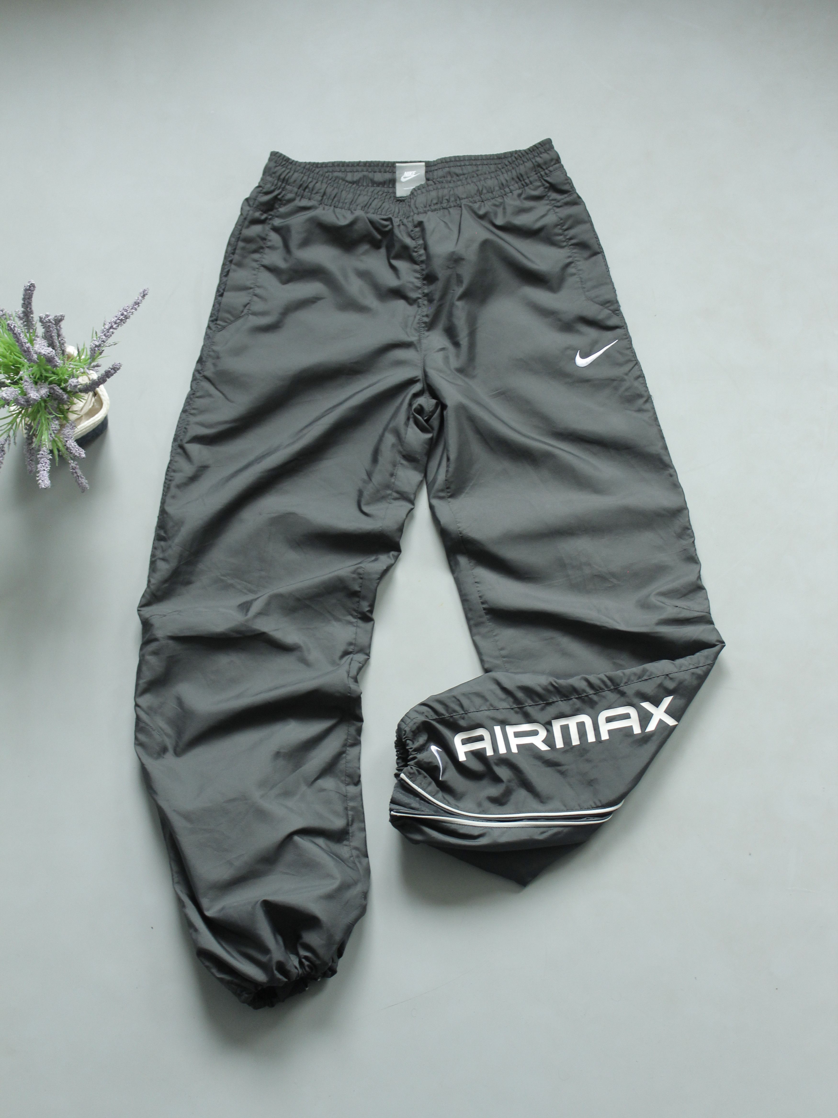 Nike × Vintage Nike Parachute Pants Vintage Youth L Womens XS-S Gray Baggy Size 27" / US 4 / IT 40 - 1 Thumbnail