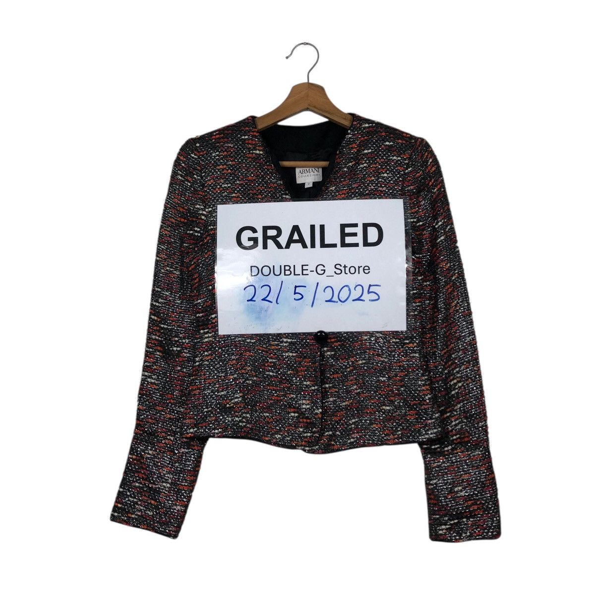 Armani Collezioni Armani Collezioni Textured Knit Button Jacket Size M / US 6-8 / IT 42-44 - 1 Thumbnail