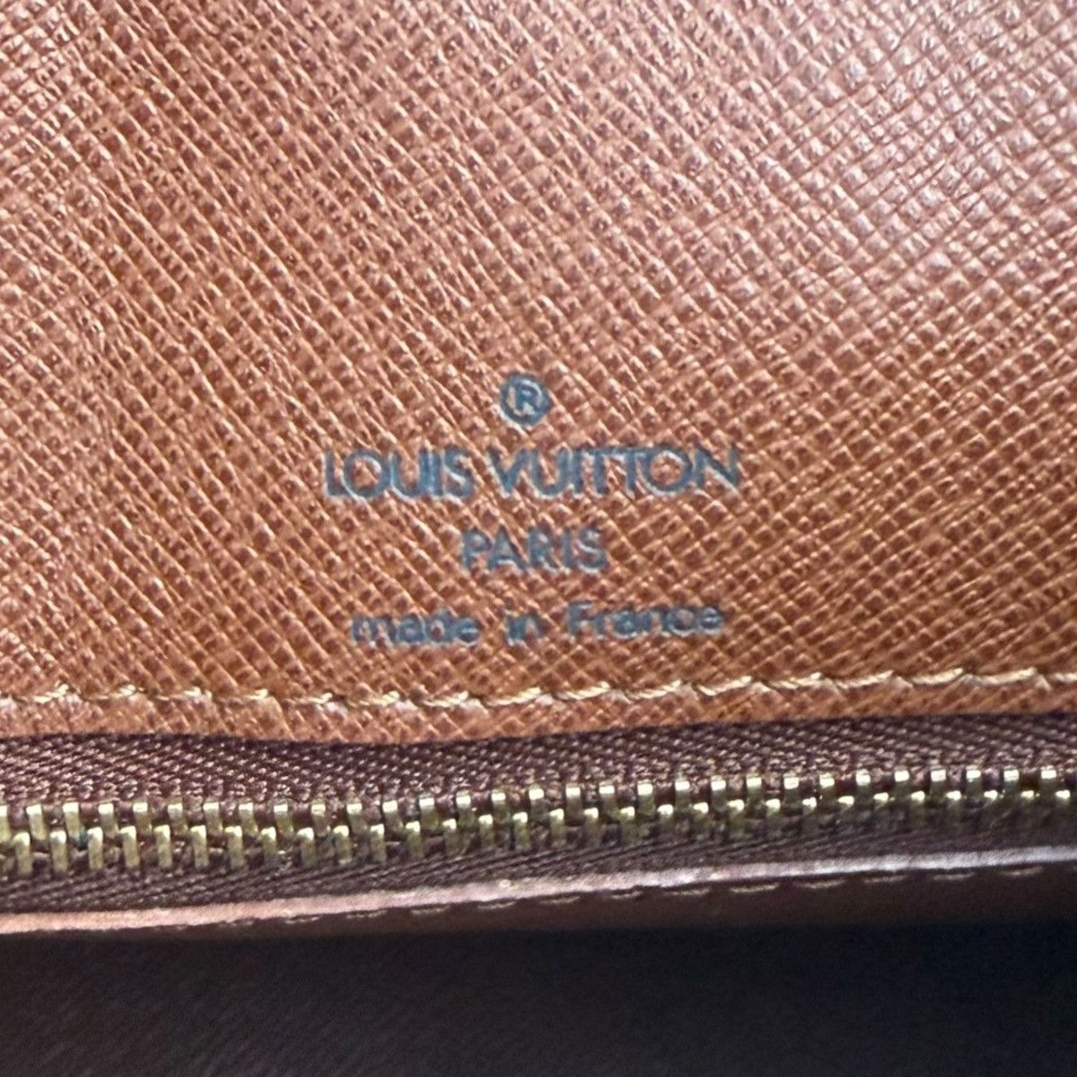 Louis Vuitton Louis Vuitton Monogram Boulogne 30 Shoulder Bag Size ONE SIZE - 8 Thumbnail