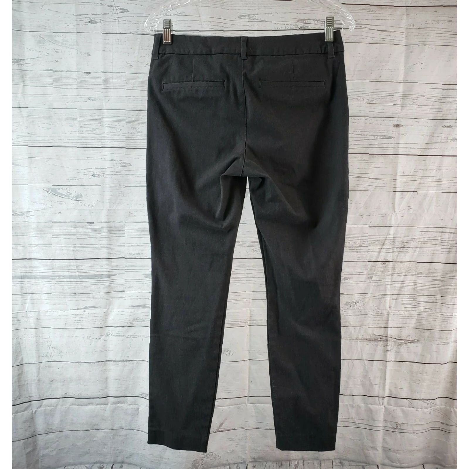 Old Navy Old Navy Womens Pixie Pants Sz 4 Gray Mid Rise Pants Adult Regular XS? Size 27" / US 4 / IT 40 - 3 Thumbnail