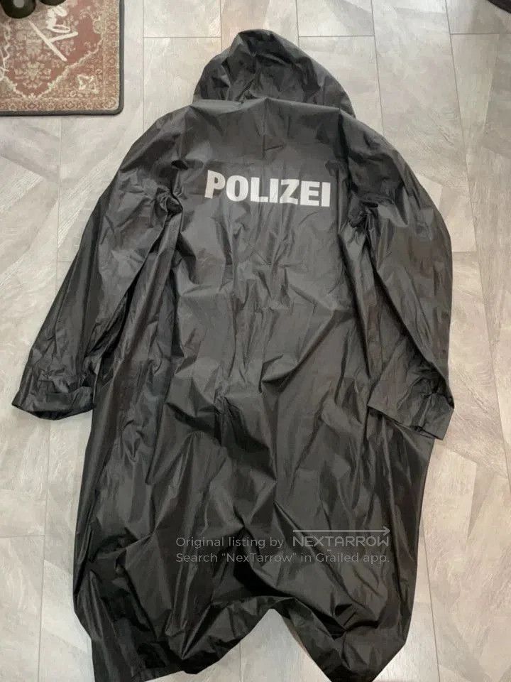 Vetements VETEMENTS Black Oversize Raincoat. Size US M / EU 48-50 / 2 - 1 Thumbnail