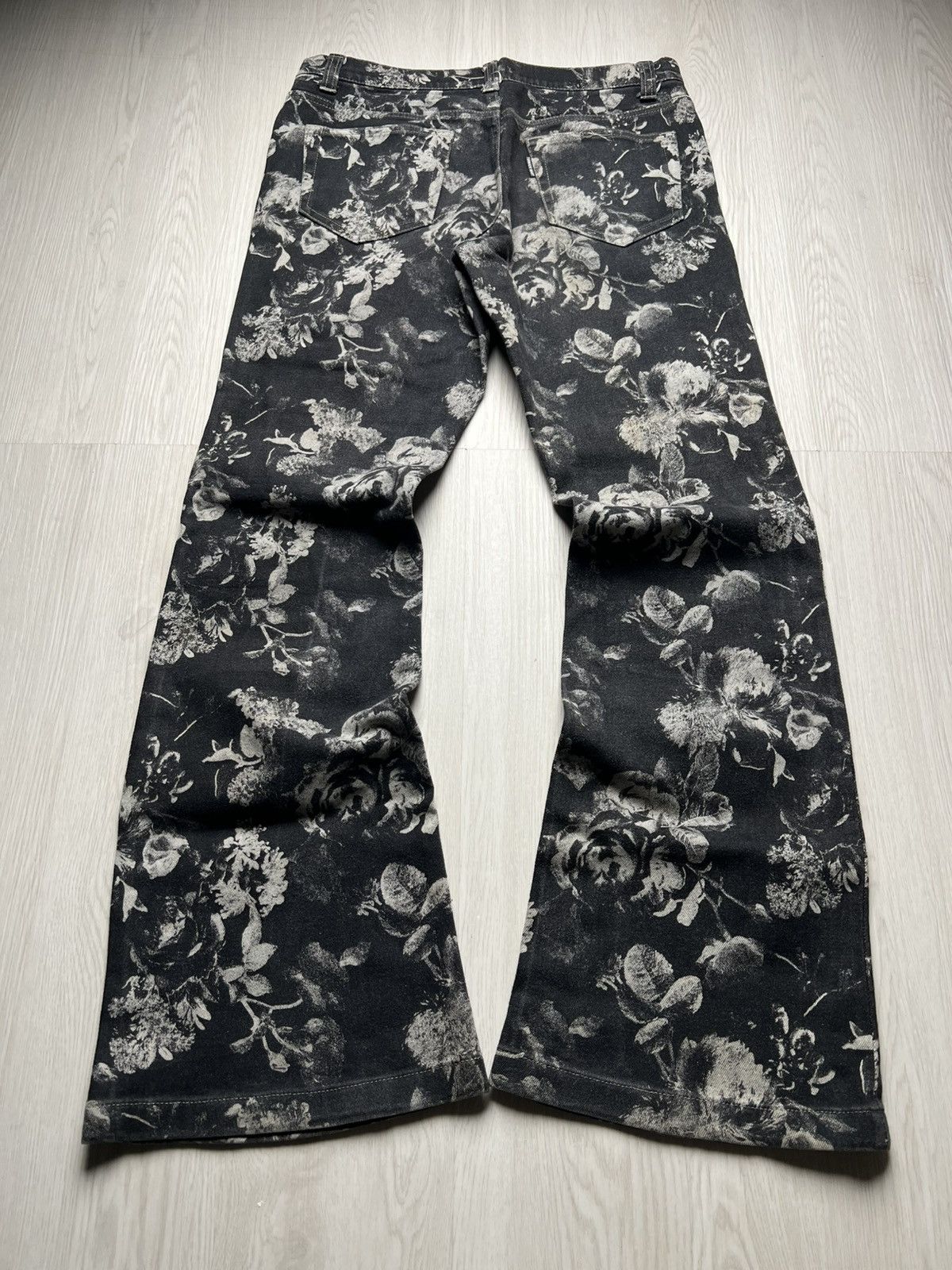 Tornado Mart Tornado Mart Black Rose Flared Denim vkei Lgb Kmrii style Size US 32 / EU 48 - 2 Thumbnail