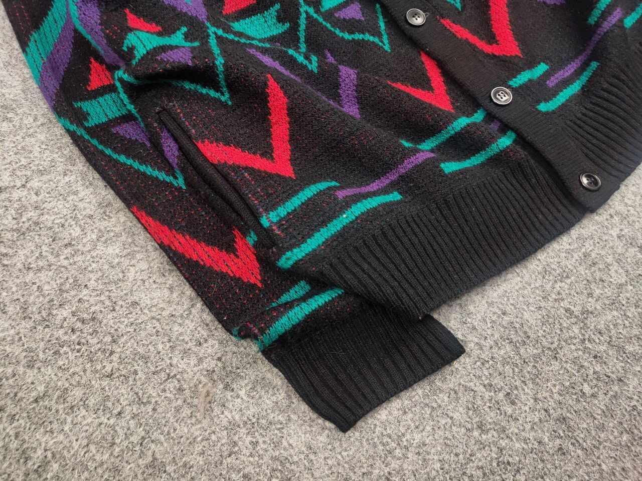 Japanese Brand Vintage 90's Japan style geometric knit Sweater Cardigan Size US L / EU 52-54 / 3 - 7 Thumbnail