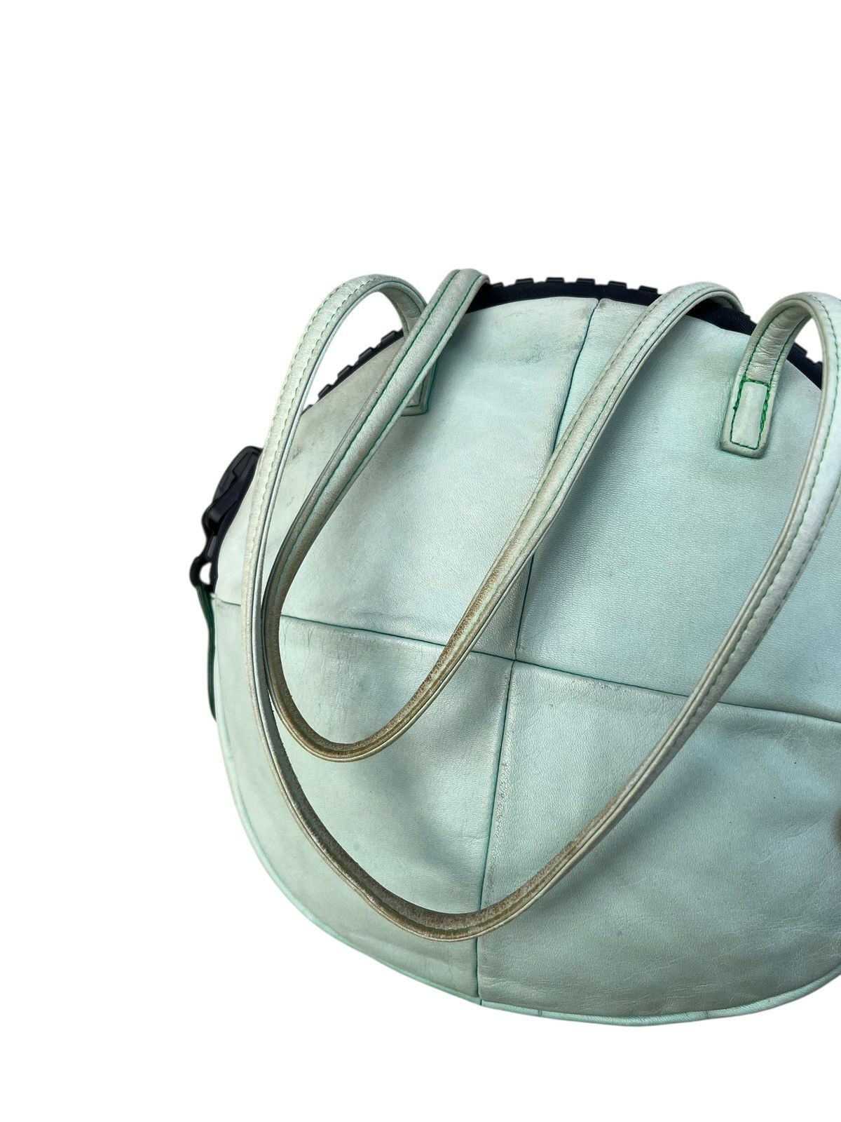 Yohji Yamamoto Kawa-Kawa Japan Patina Leather Round Shoulder Bag Size ONE SIZE - 12 Thumbnail