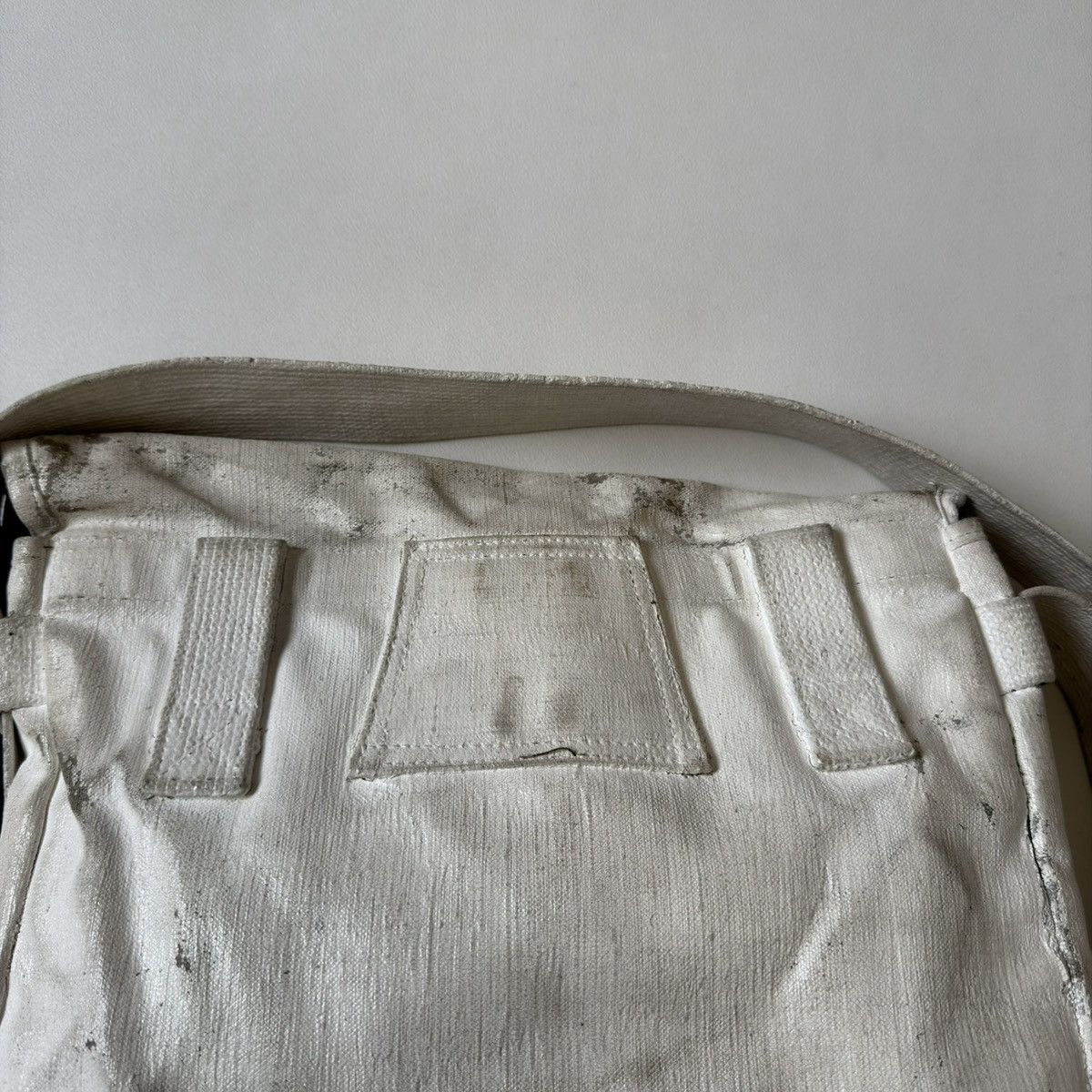 Maison Margiela ⓪ ① ⓪ Artisanal White Painted Army Satchel Size ONE SIZE - 18 Thumbnail