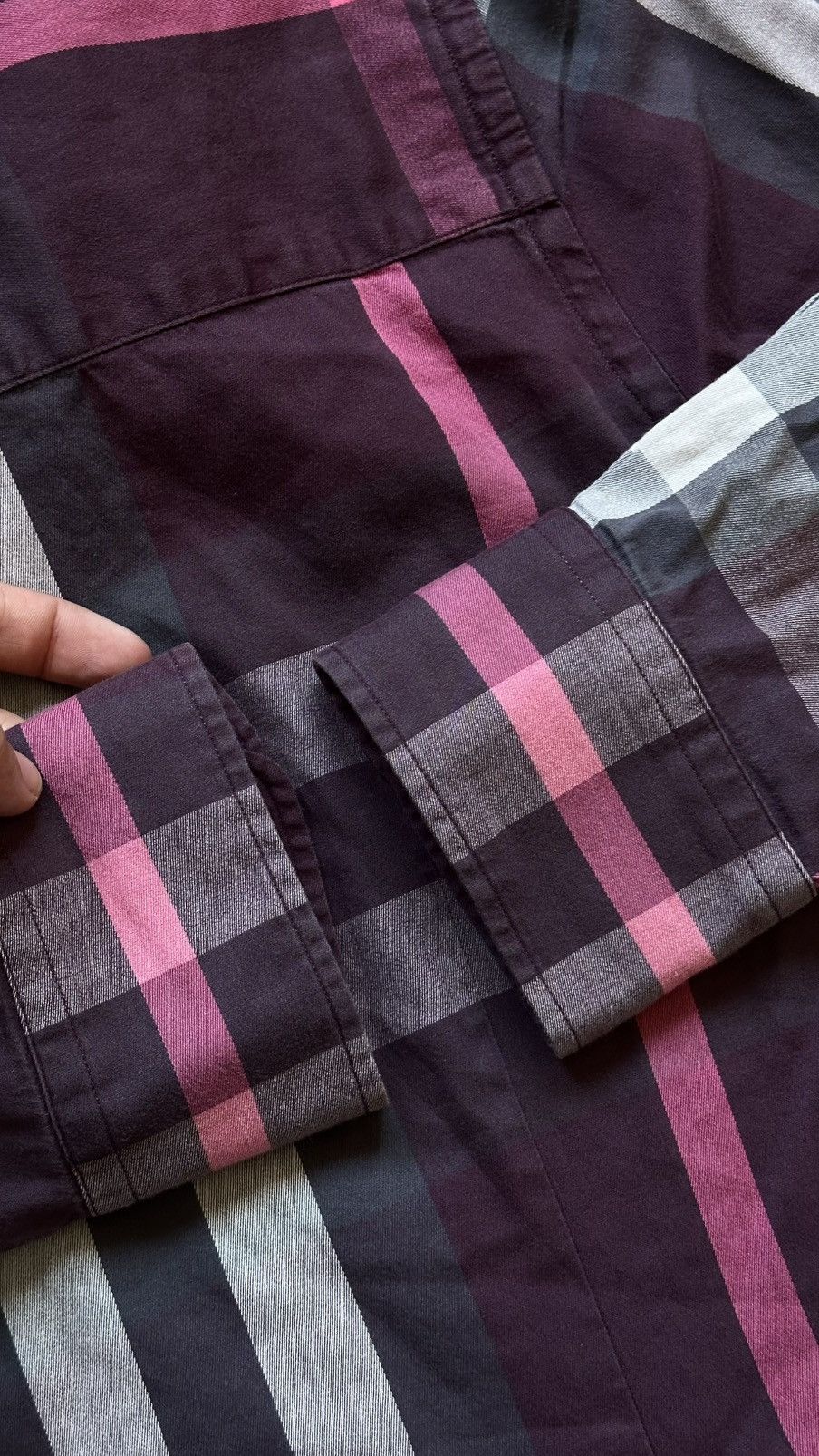 Burberry Women's Burberry London Vintage Nova Check Button Up Shirt Size XS / US 0-2 / IT 36-38 - 19 Thumbnail