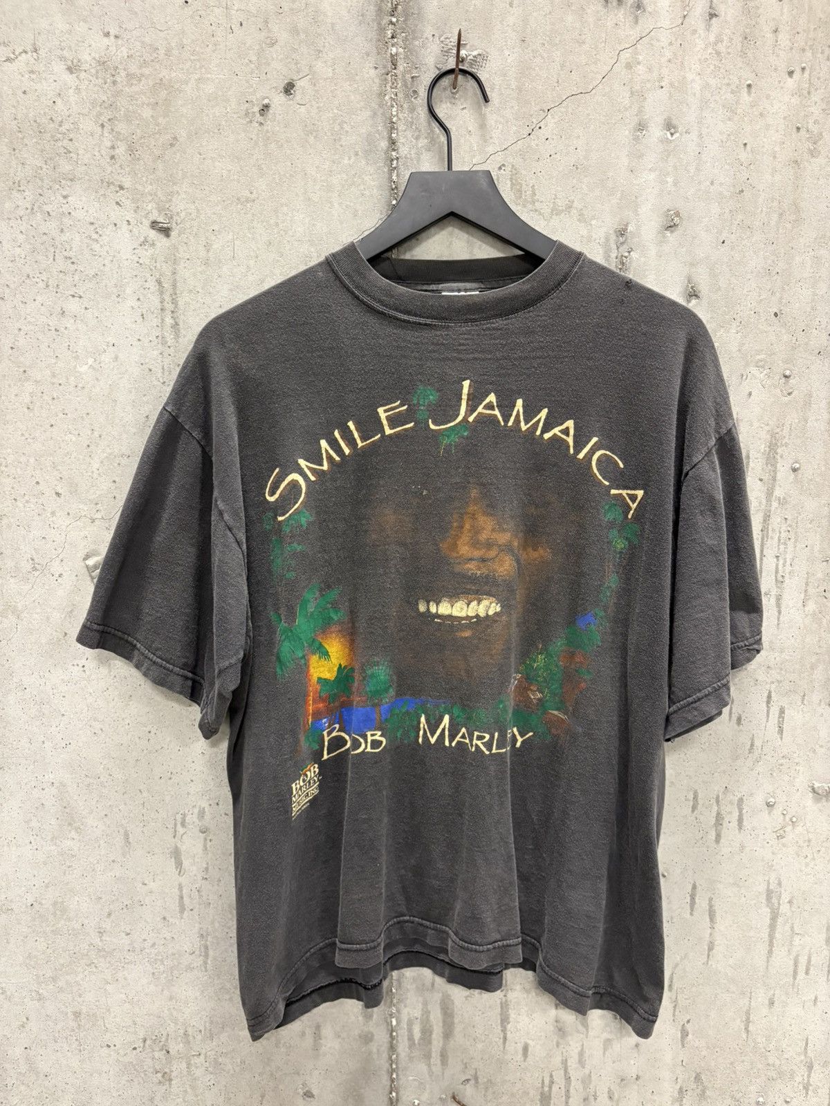 Vintage Bob Marley Shirt Faded Distressed Grunge Band Boxy