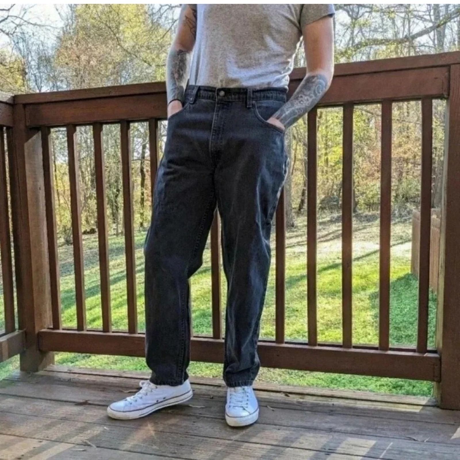 Levi's Levi's Vintage 505 Black Straight-Leg Jeans with Classic Cut Size US 36 / EU 52 - 1 Thumbnail