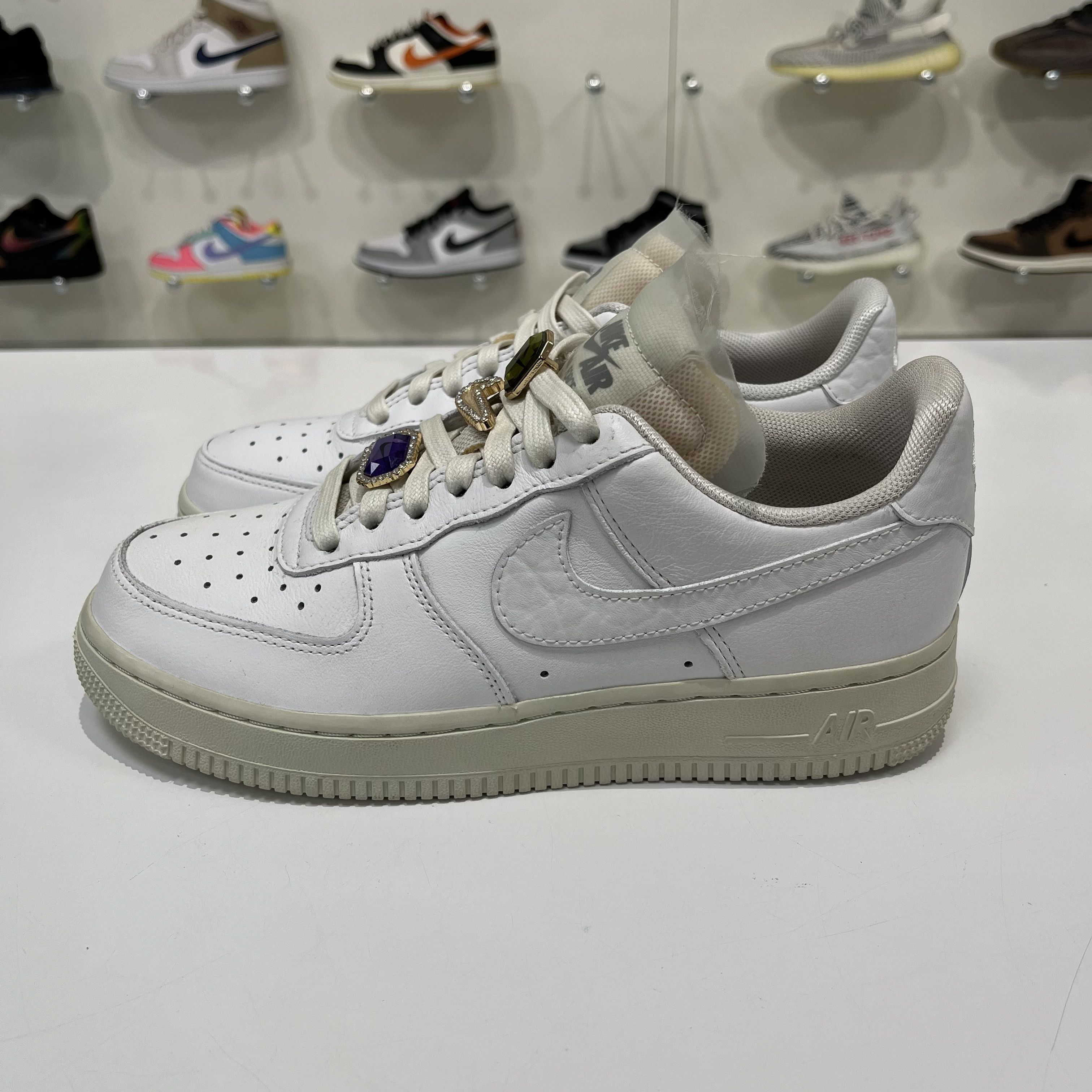 Nike Nike Air Force 1 Low Prm Jewels White (W) Size US 7 / IT 37 - 2 Thumbnail