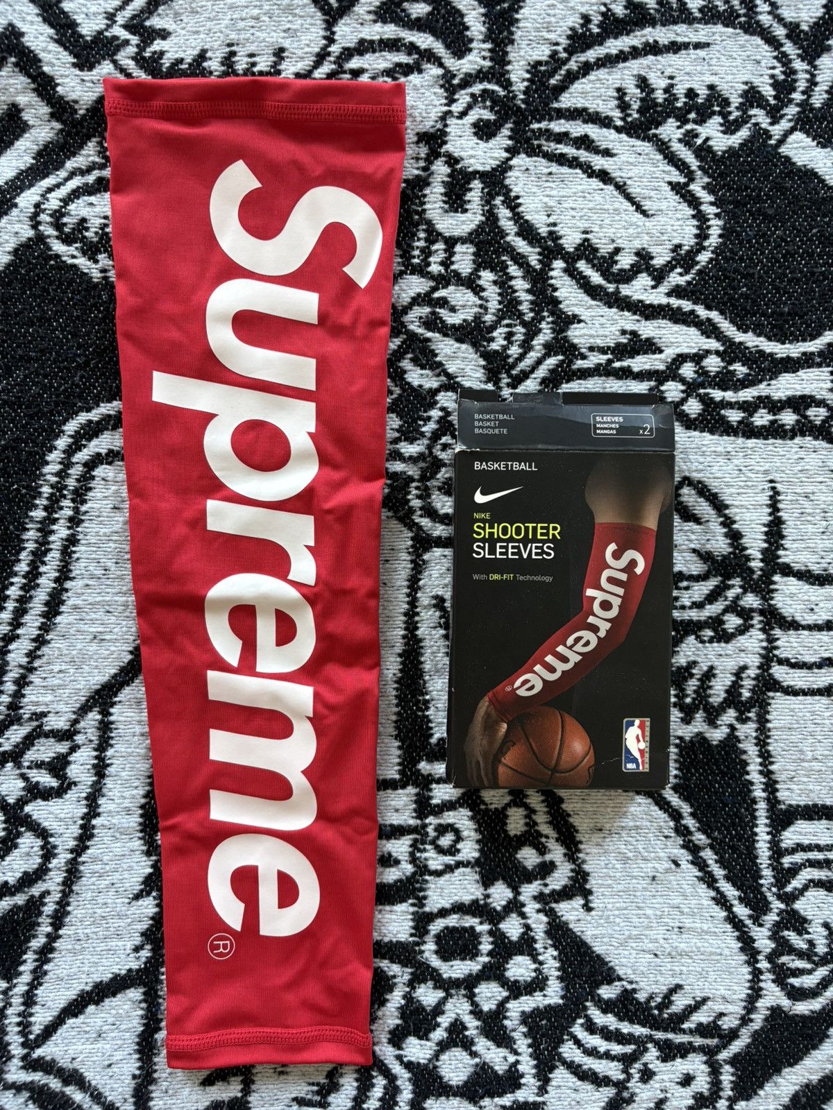 Nike × Supreme Supreme Nike/NBA Shooting Sleeve | Grailed