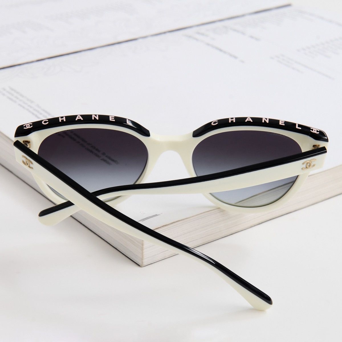 Chanel CHANEL 0CH5414 1763S6 SUNGLASSES Size ONE SIZE - 8 Thumbnail