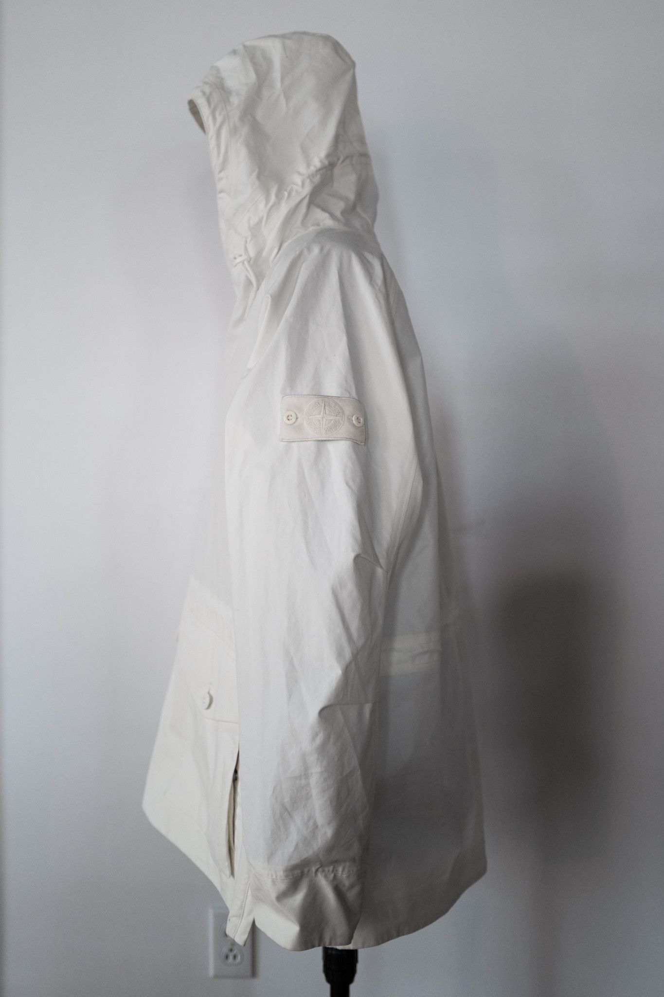 Stone Island STONE ISLAND PULLOVER PARKA GHOST PIECE WHITE SZ. L Size US L / EU 52-54 / 3 - 2 Thumbnail