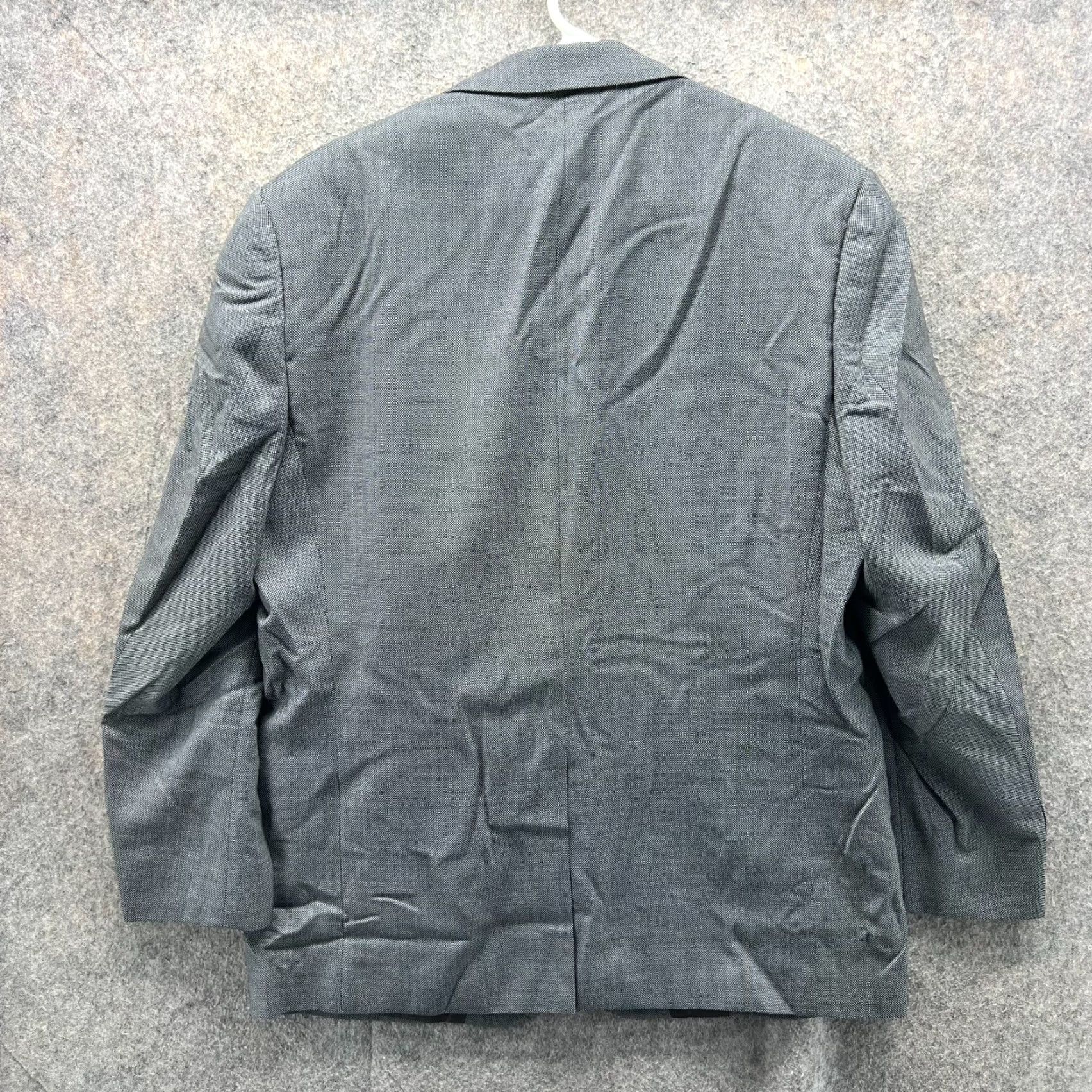 Ralph Lauren Lauren Ralph Lauren Blazer Sport Coat Jacket Mens 40S Gray Wool Short Short Coat Two-Button Two-Button Jacket Mens Vintage N/A Size US 40 / EU 56 - 2 Thumbnail
