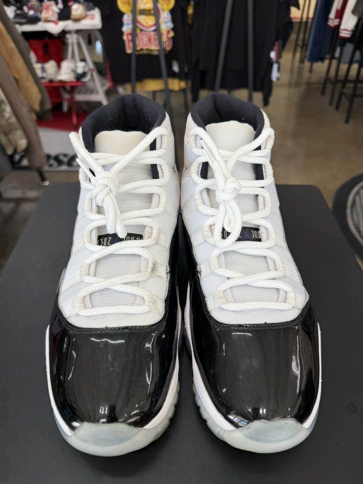 Jordan Brand Air Jordan 11 Concord Size 13 (2018) Size US 13 / EU 46 - 2 Thumbnail