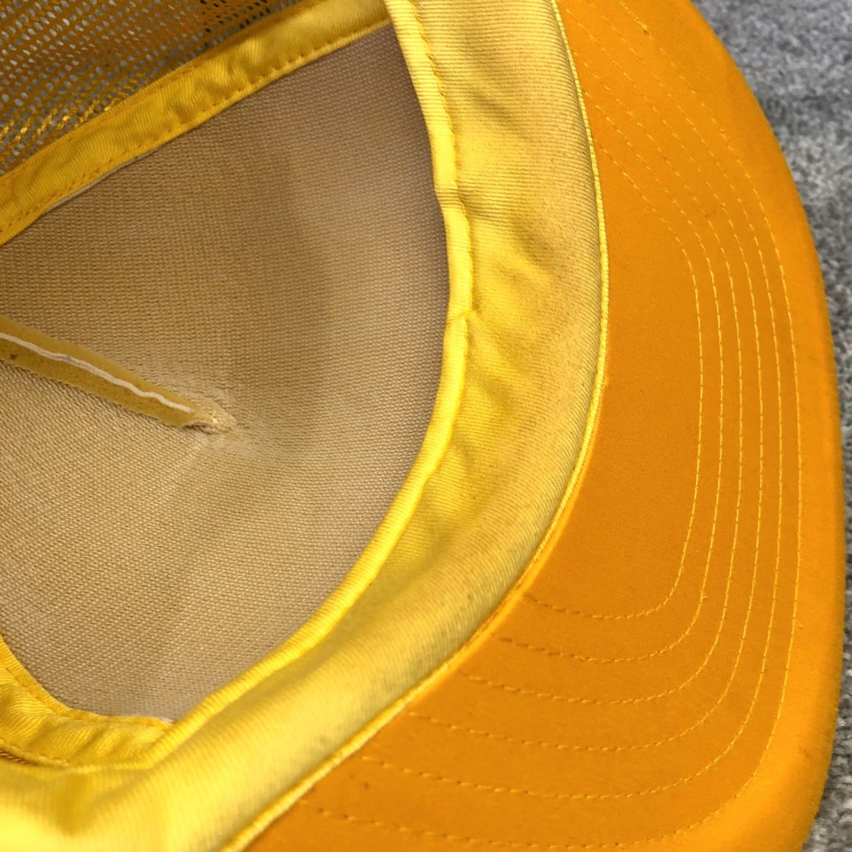 Vintage VINTAGE Myrtle Beach Trucker Hat Cap Snapback Yellow White 90s Y2K Men Size ONE SIZE - 7 Thumbnail