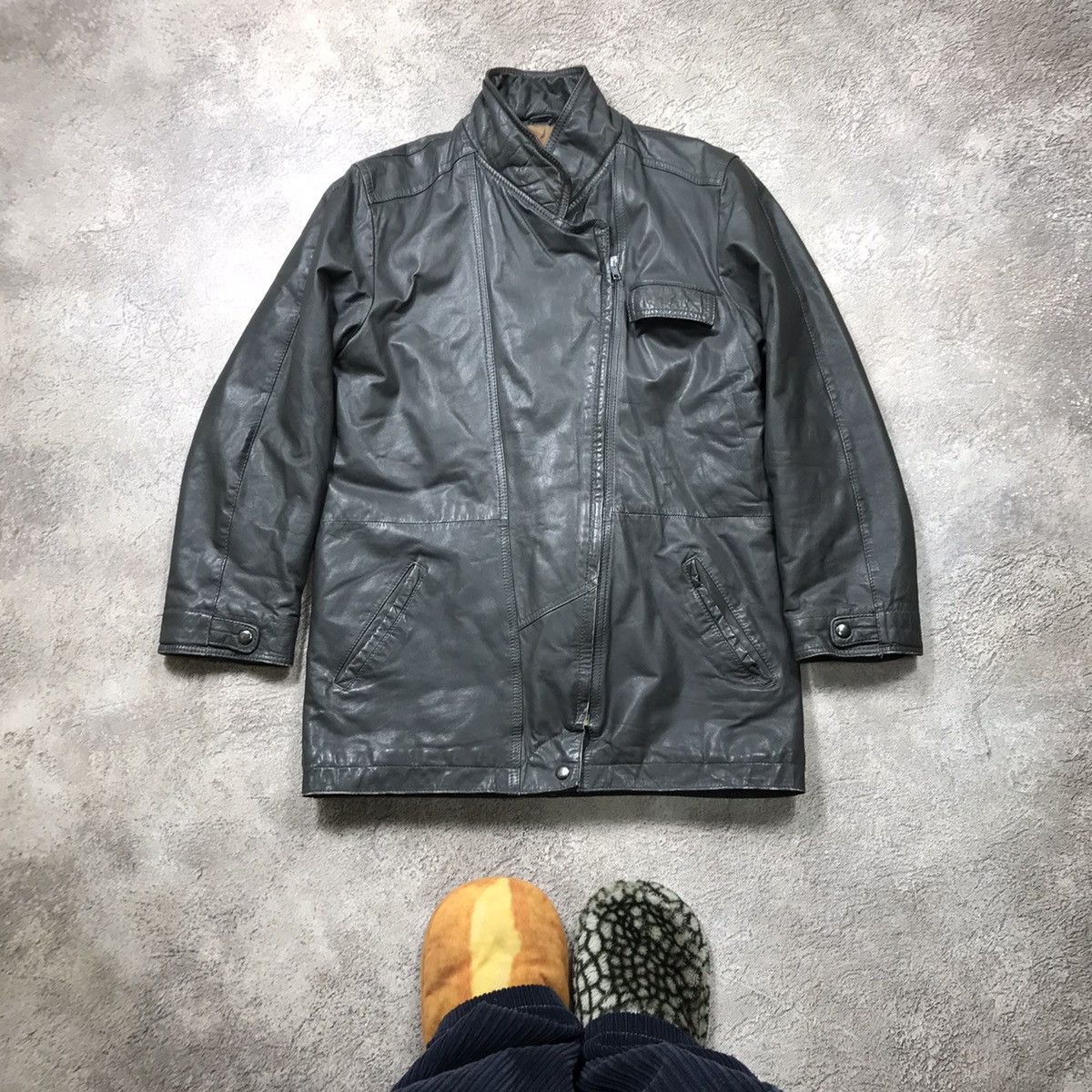 Genuine Leather Vintage 90s Faded Black Oversized Puffer Jacket Streetwear L Size US L / EU 52-54 / 3 - 1 Thumbnail