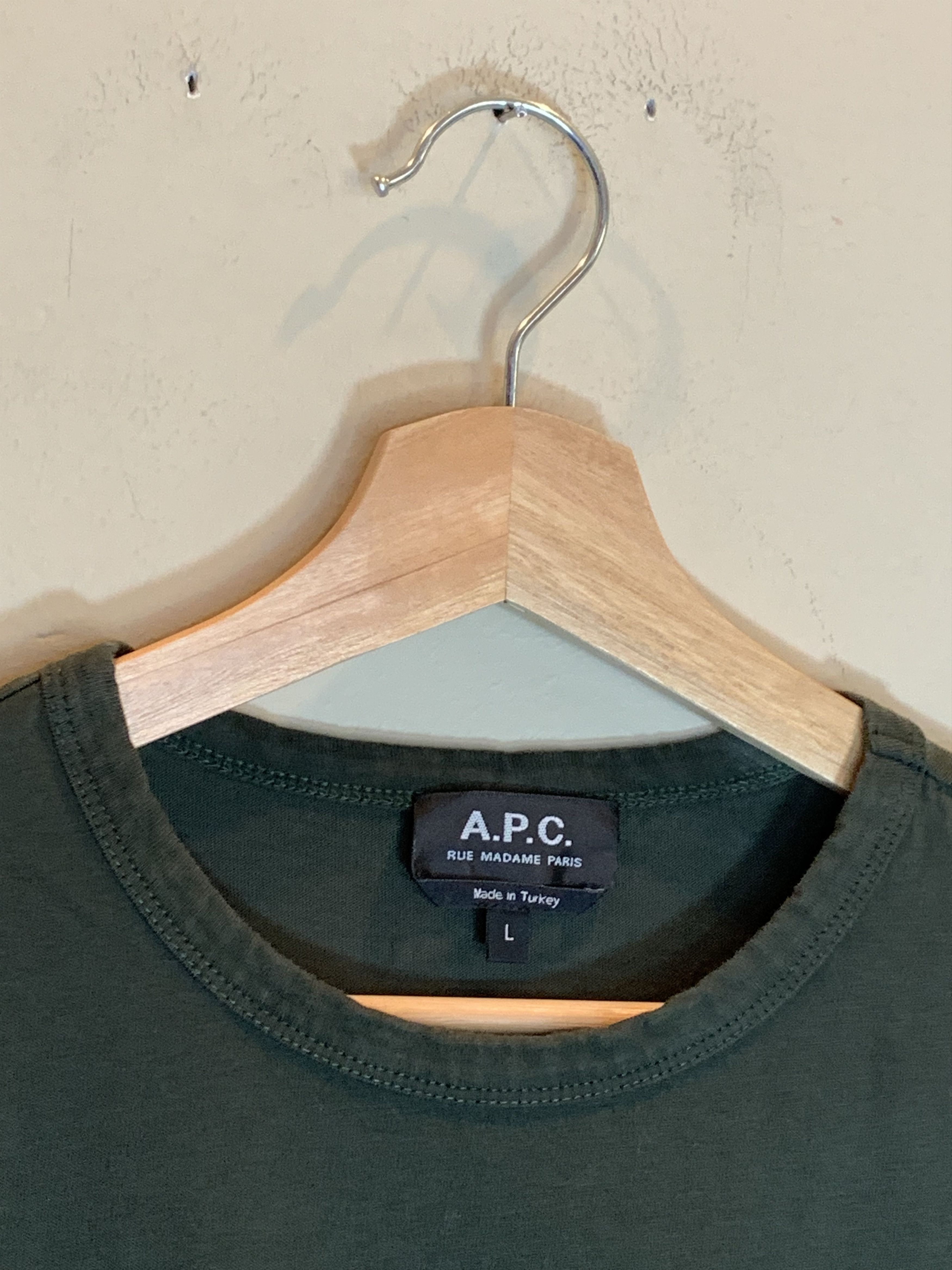 A.P.C. *RARE* A.P.C. Pocket Faded Green T-Shirt - Large Size US L / EU 52-54 / 3 - 5 Thumbnail