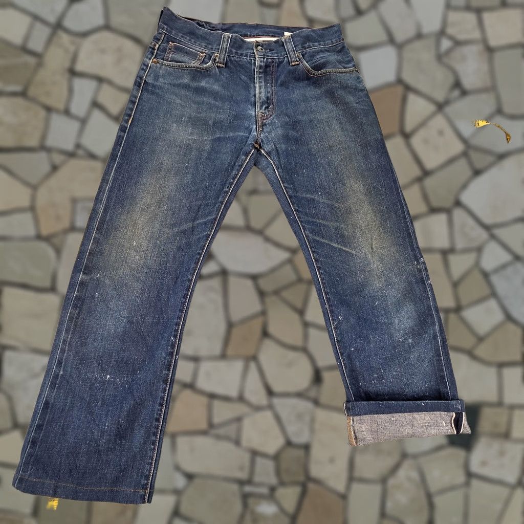 Levi's Levis Jeans Mens Blue Med Wash Straight 31x26 Distressed Pockets Logo 32 Regular Inseam 34 Denim Cotton Zip Vintage No Accents Size US 32 / EU 48 - 1 Thumbnail