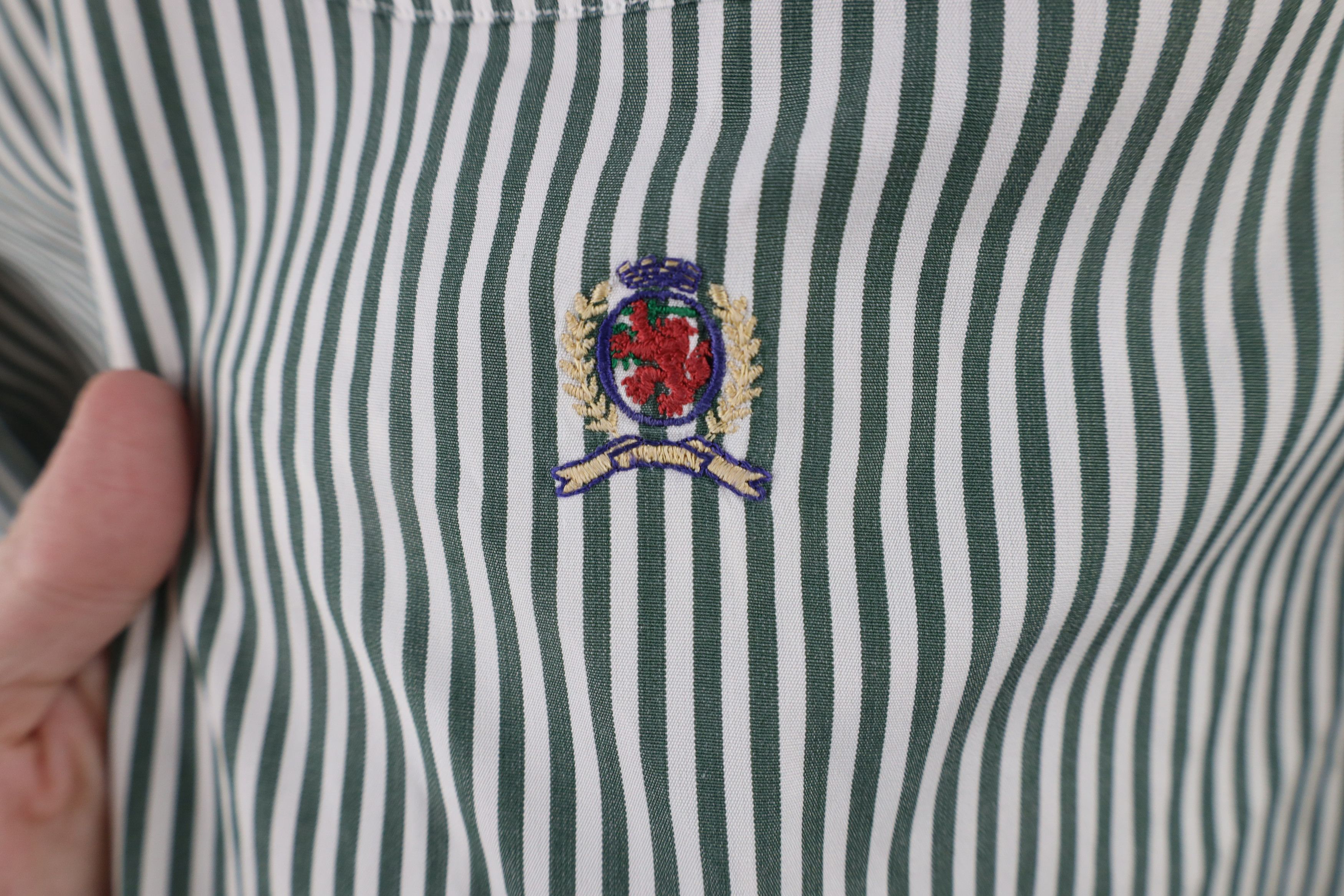 Tommy Hilfiger × Vintage Vintage 90s Tommy Hilfiger Oxford Cotton Button Down Shirt Size US XL / EU 56 / 4 - 4 Thumbnail