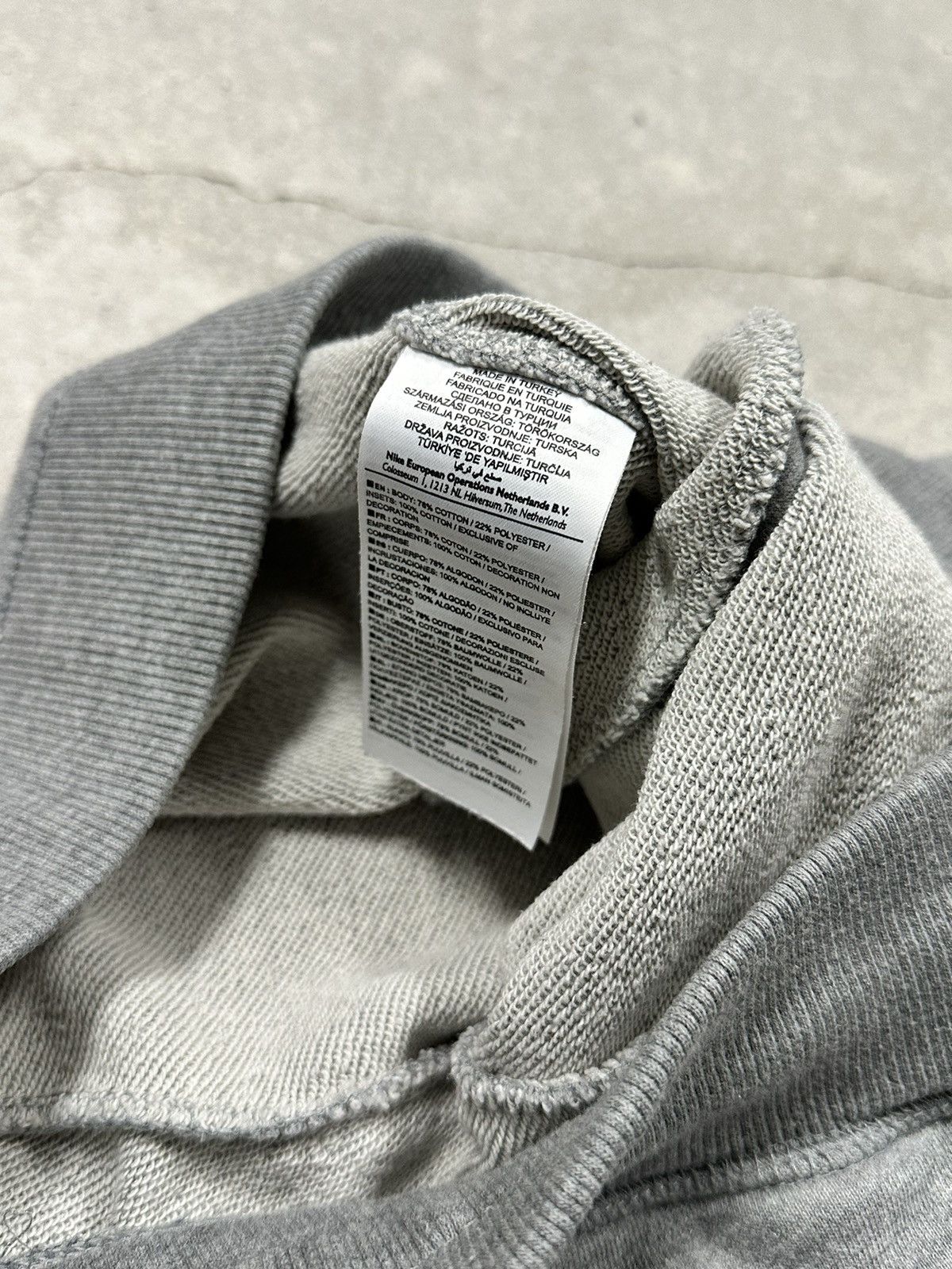 Nike Vintage Nike Sweatpants Size US 30 / EU 46 - 8 Thumbnail