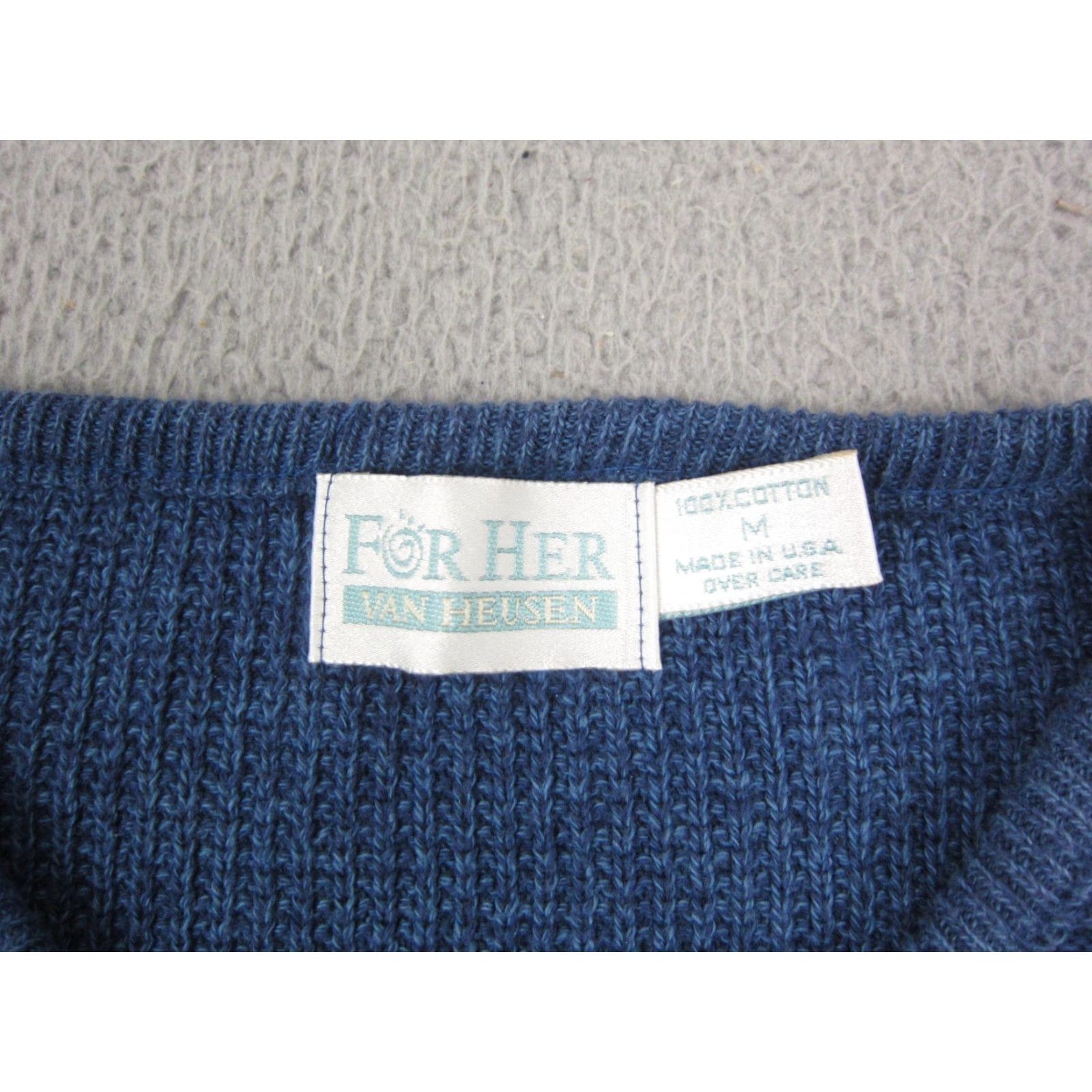 Van Heusen VINTAGE Van Heusen Sweater Womens M Blue Knit Crew Neck Pullover 80s 90s Casual City All Seasons Mens? No gender: end with Womens Size M / US 6-8 / IT 42-44 - 3 Thumbnail