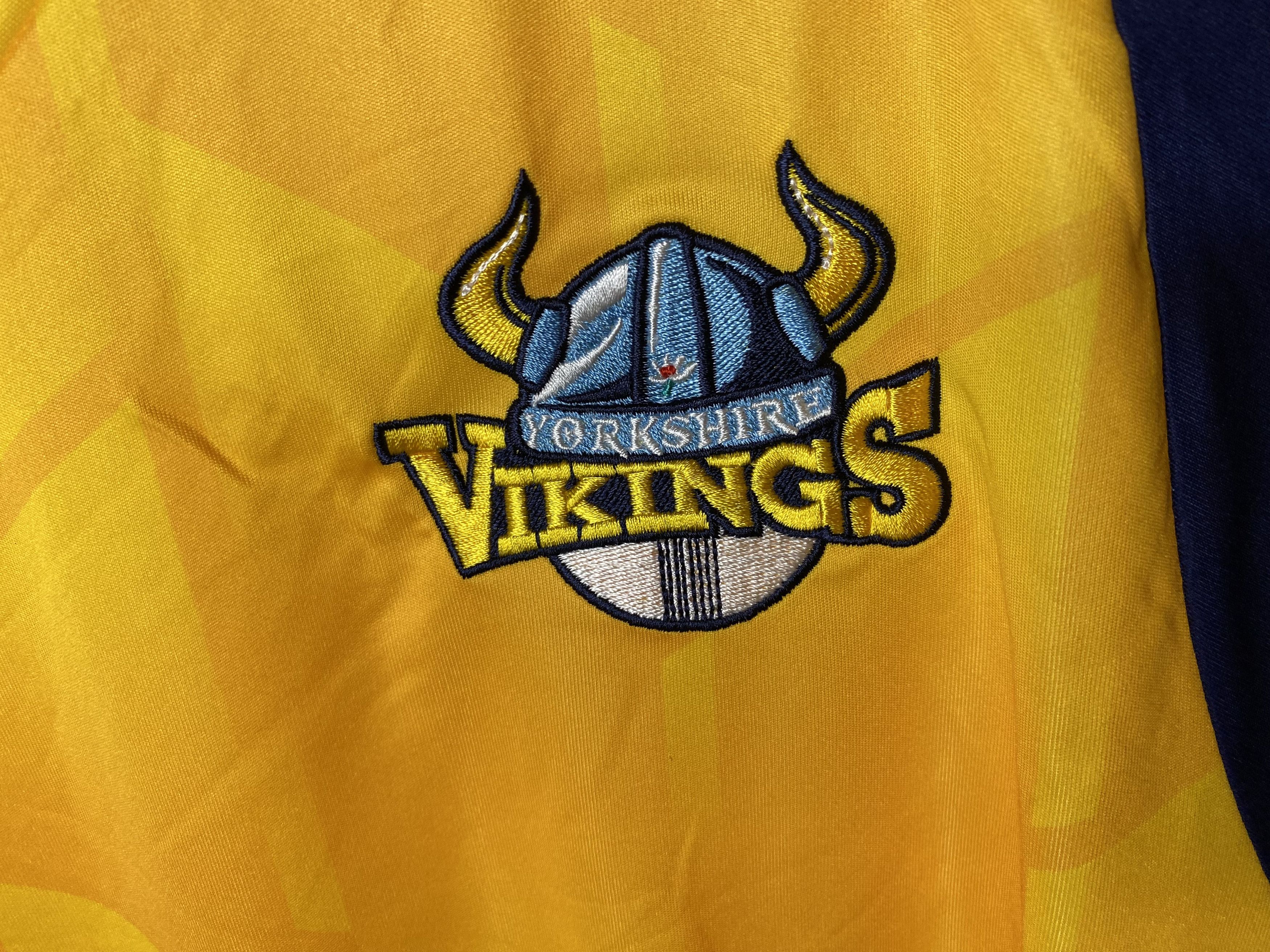 Puma YORKSHIRE VIKINGS CRICKET TEAM SHIRT JERSEY PUMA Size US L / EU 52-54 / 3 - 3 Thumbnail