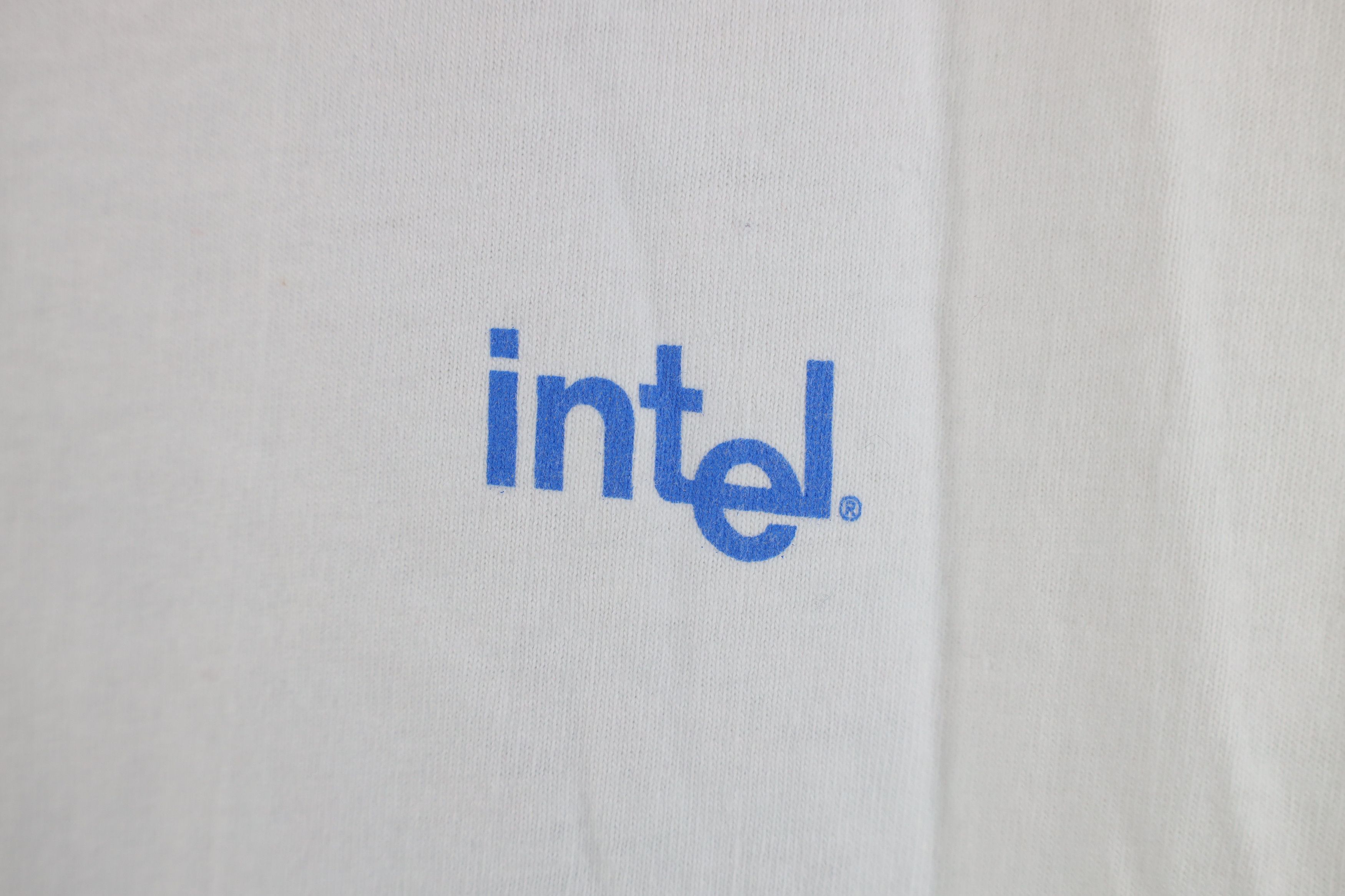 Vintage Vintage Y2K Intel Computers Pentium 4 Chip T-Shirt White Size US XXL / EU 58 / 5 - 4 Thumbnail
