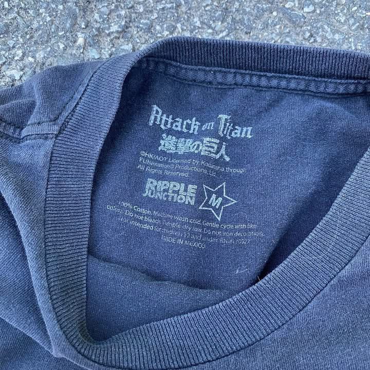 Vintage RARE ‼️ Attack on Titan Size US M / EU 48-50 / 2 - 3 Thumbnail