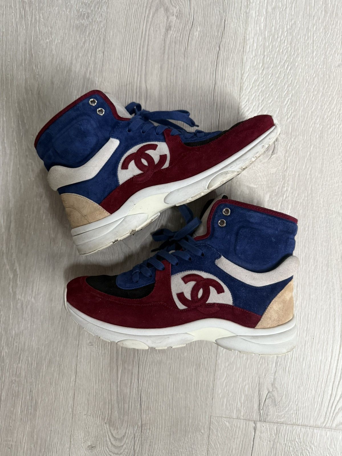 Chanel Chanel Hi Top Trainers Size US 8 / EU 41 - 1 Thumbnail