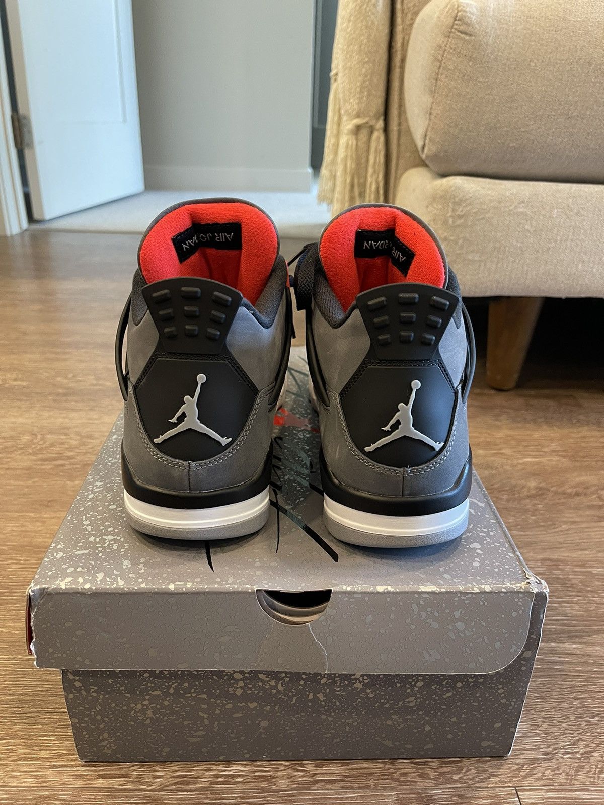 Jordan Brand AIR JORDAN - JORDAN 4 RETRO INFRARED Size US 10.5 / EU 43-44 - 7 Thumbnail