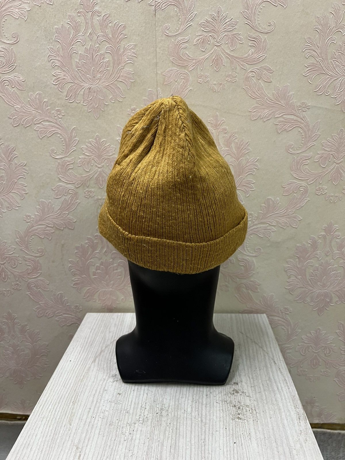 Zara Zara Plain Beanie Hats Size ONE SIZE - 5 Thumbnail
