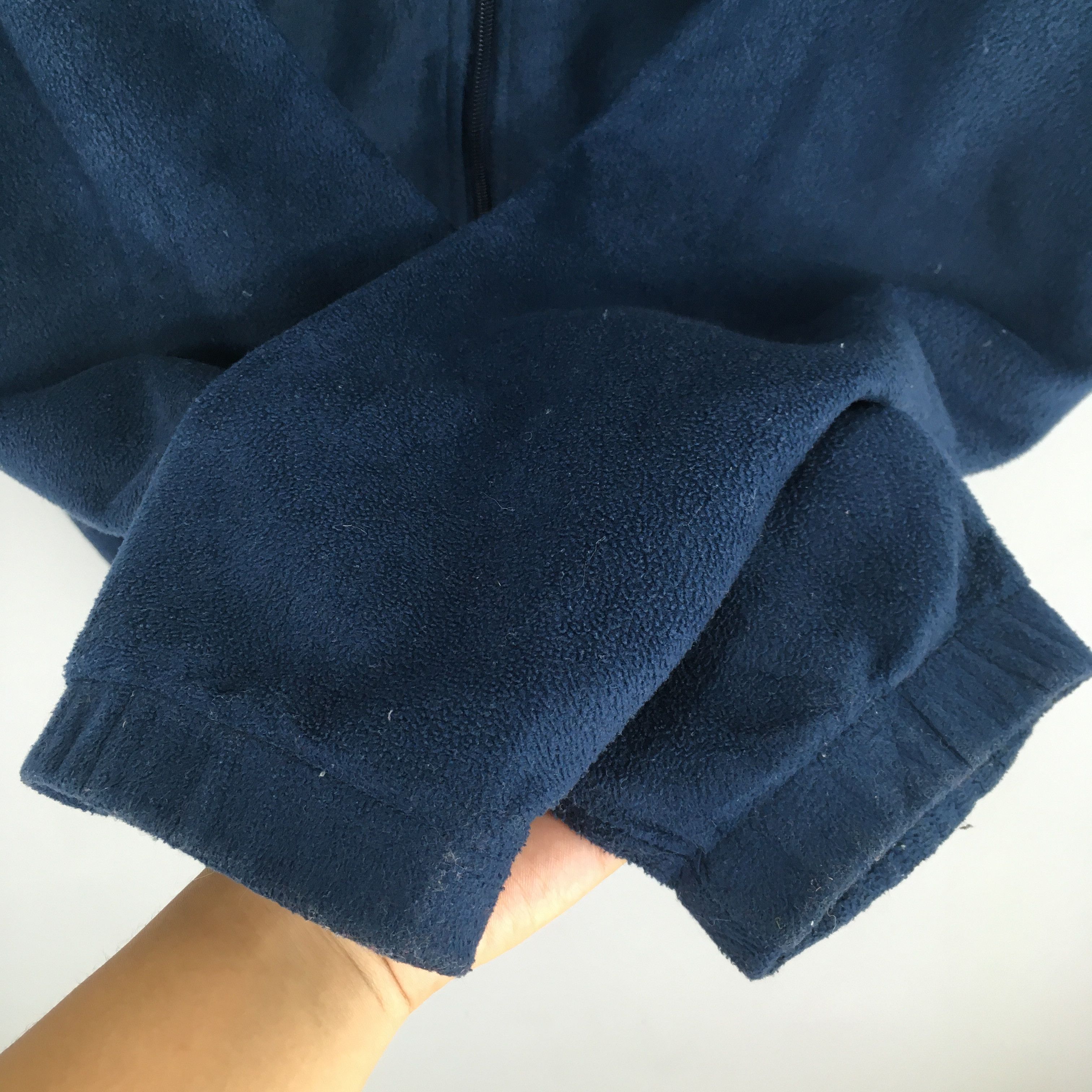 Columbia × Vintage Vintage Columbia Sportswear Blue Fleece Sweatshirt Medium Size US M / EU 48-50 / 2 - 4 Thumbnail