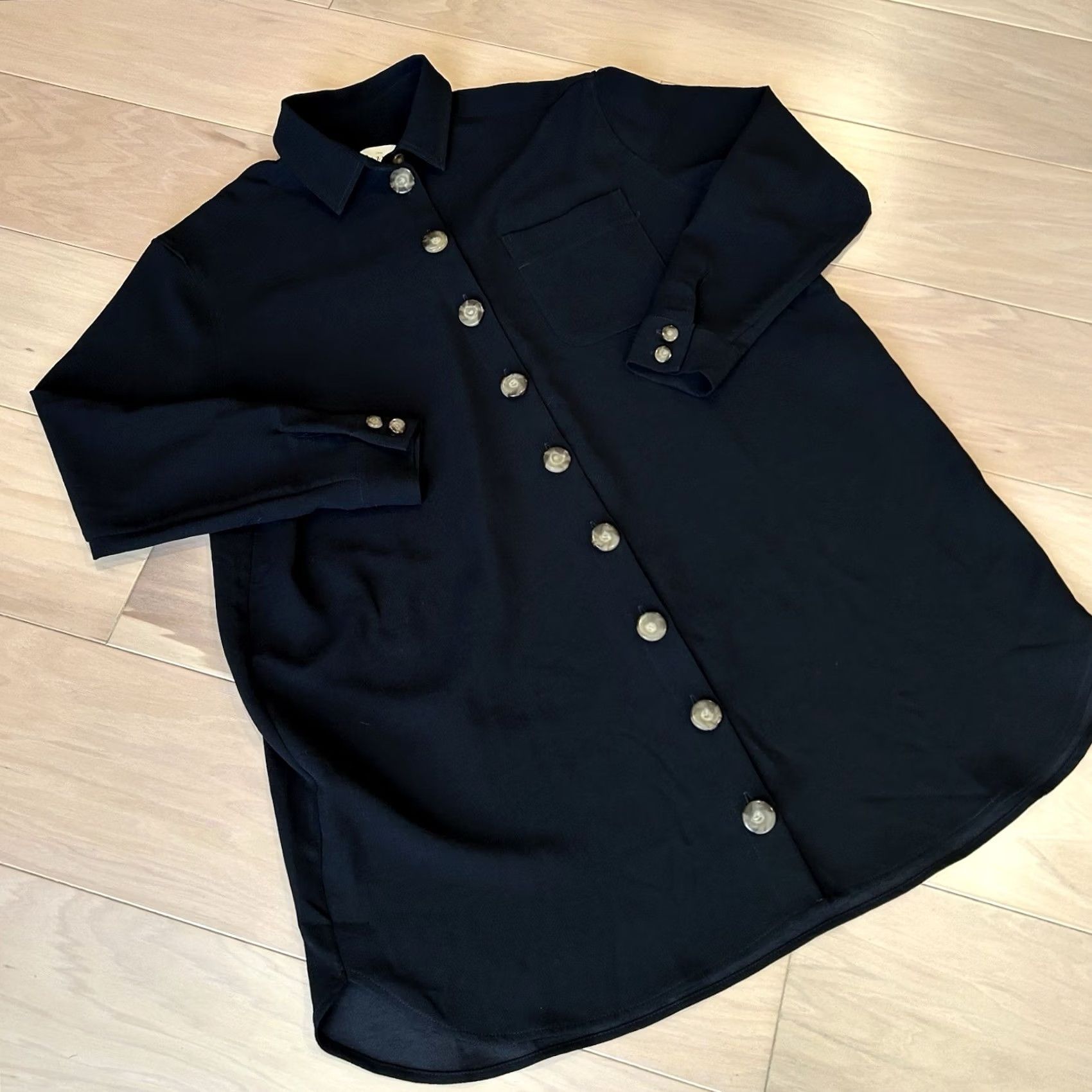 Vintage VINTAGE Sézane Sadie Mini Shirt Dress Black Long Sleeve Women 38 (Styled for Work, Casual, Bohemian) Womens Size XS / US 0-2 / IT 36-38 - 2 Thumbnail