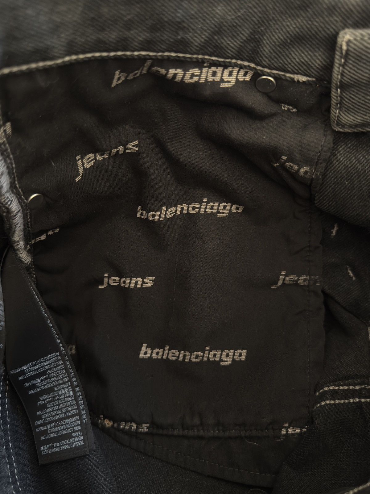 Balenciaga Balenciaga 25SS super low waist jeans Size US 34 / EU 50 - 6 Thumbnail