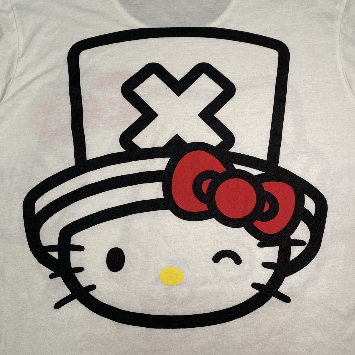 Anime × Cartoon Network × Japanese Brand HELLO KITTY X ONE PIECE CHOPPER ANIME T SHIRT Size US XL / EU 56 / 4 - 9 Thumbnail