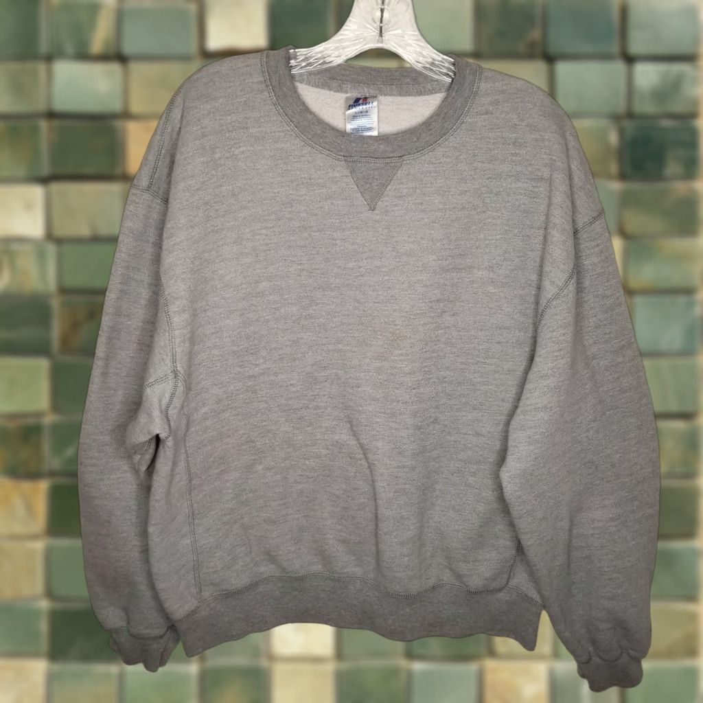 Russell Athletic Russell Athletic Sweater Men Large Gray Pullover Mens Size US L / EU 52-54 / 3 - 1 Thumbnail