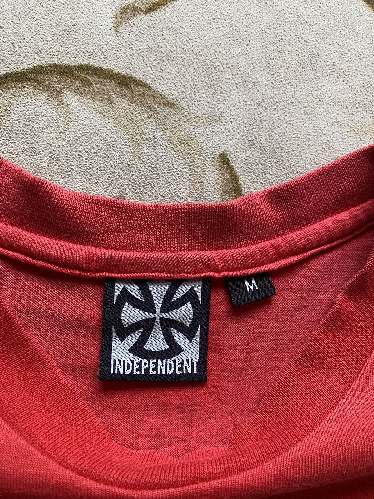 Independent Trading Co. Vintage Y2k INDEPENDENT T-Shirt Size US M / EU 48-50 / 2 - 5 Thumbnail