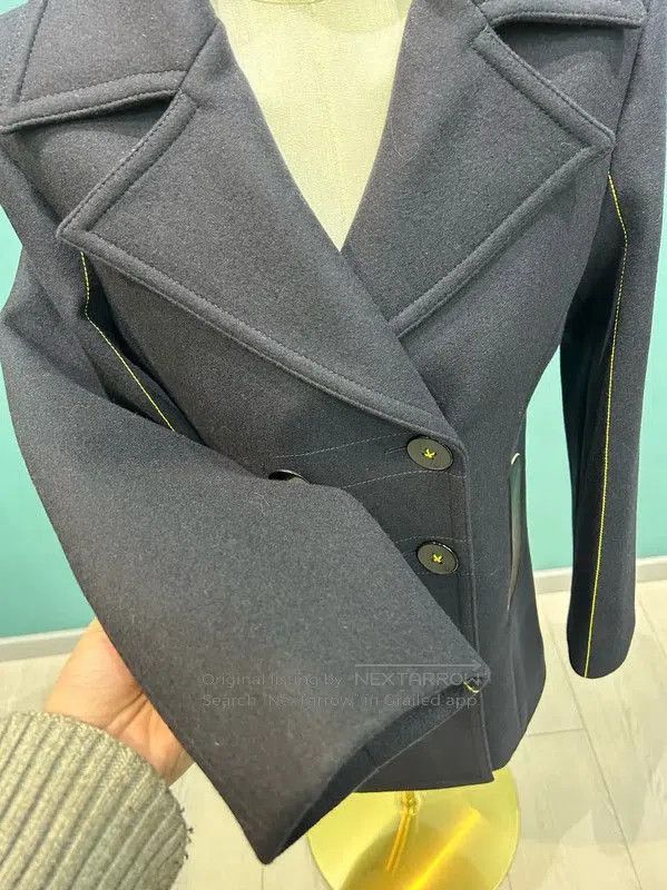 Louis Vuitton Louis Vuitton Double Breasted Wool Coat for Women . Size S / US 4 / IT 40 - 3 Thumbnail