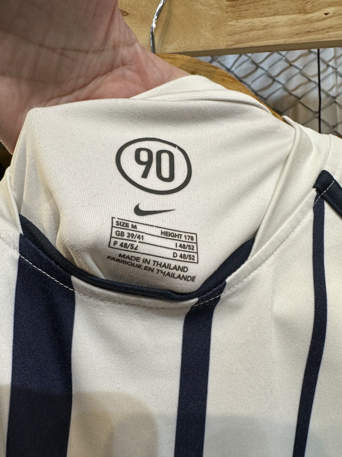 Nike Vintage Nike Total 90 00's Training Jersey Size US M / EU 48-50 / 2 - 7 Thumbnail