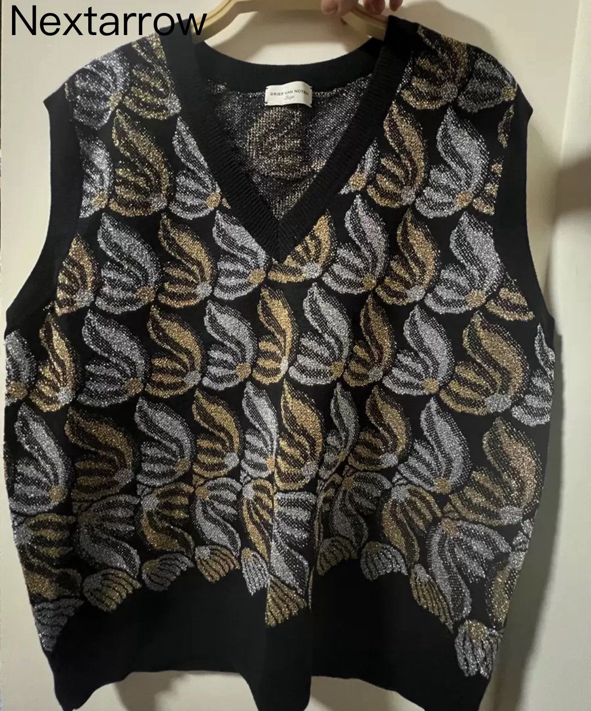 Dries Van Noten Dries van noten Knitted vest 2412-Nextarrow Size US L / EU 52-54 / 3 - 1 Thumbnail