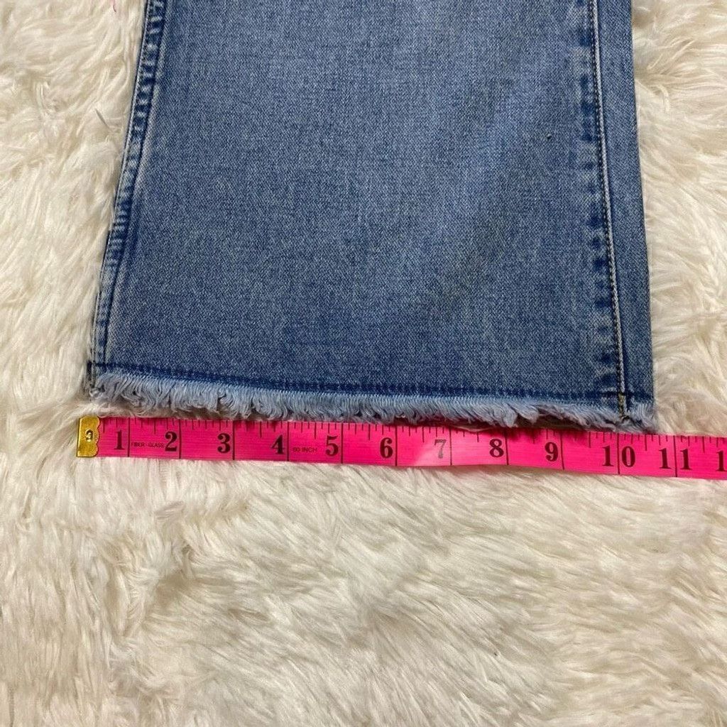 Wrangler Wrangler Wrock High Rise Kicked Flare Jean Raw Hem 35x27 NEW Size 35" - 5 Thumbnail