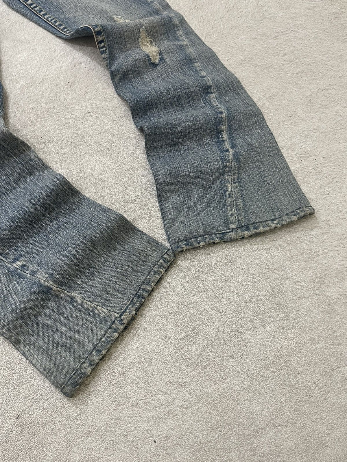 Diesel 2000s True Religion Flare Denim Ripped Bootcut Y2K Ifsix LGB Size 27" / US 4 / IT 40 - 4 Thumbnail