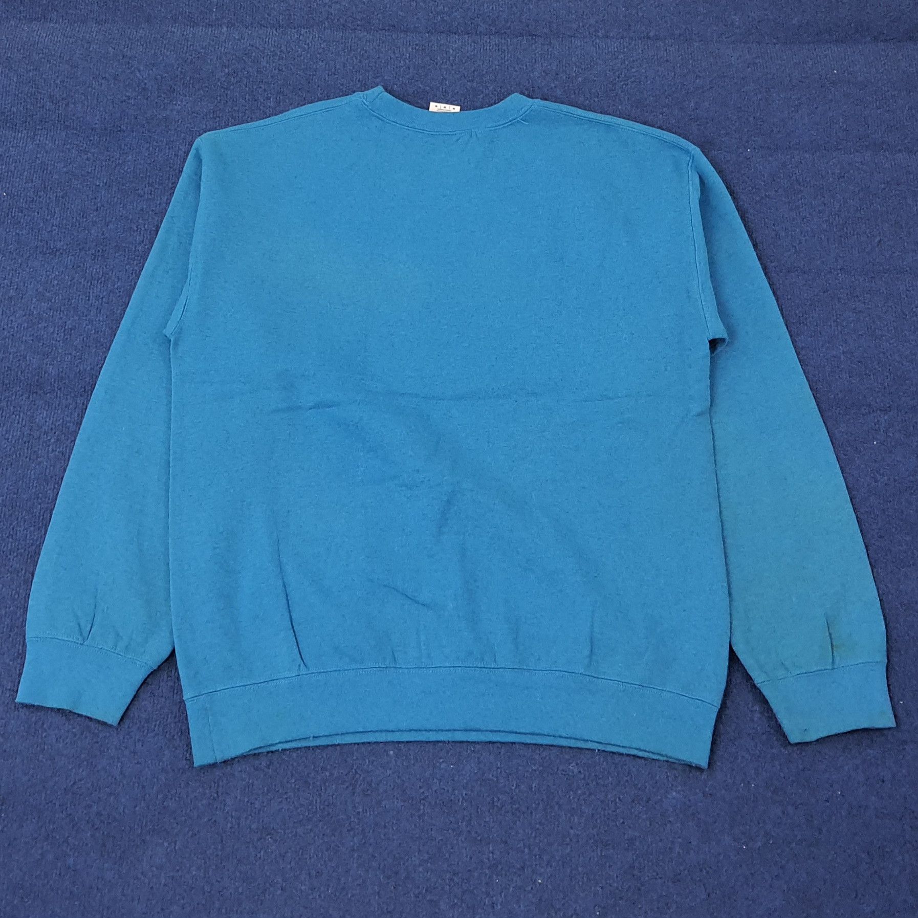 Vintage Vintage Christmas Island 90s Sweatshirt C255N17 Size US M / EU 48-50 / 2 - 3 Thumbnail