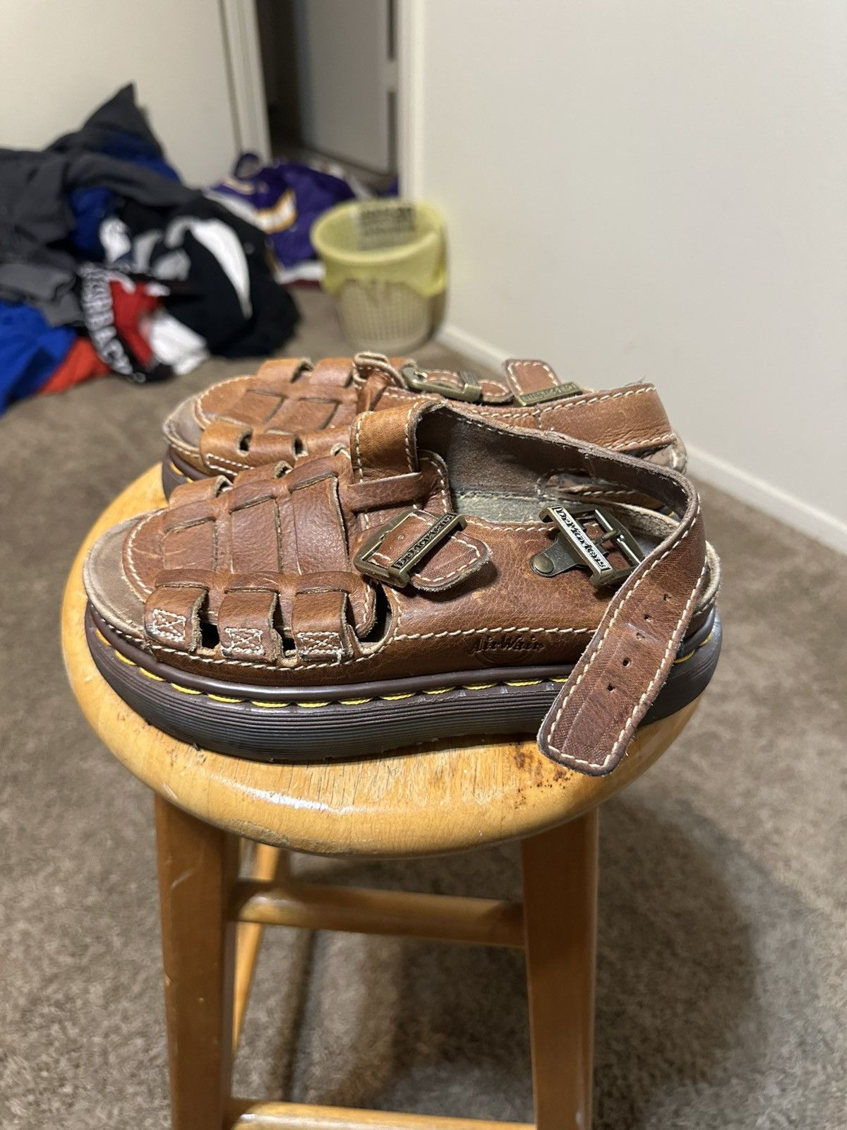 Dr. Martens Vintage Dr. Martens “fisherman brown” sandals 90s size 4 Size US 4 / IT 34 - 3 Thumbnail