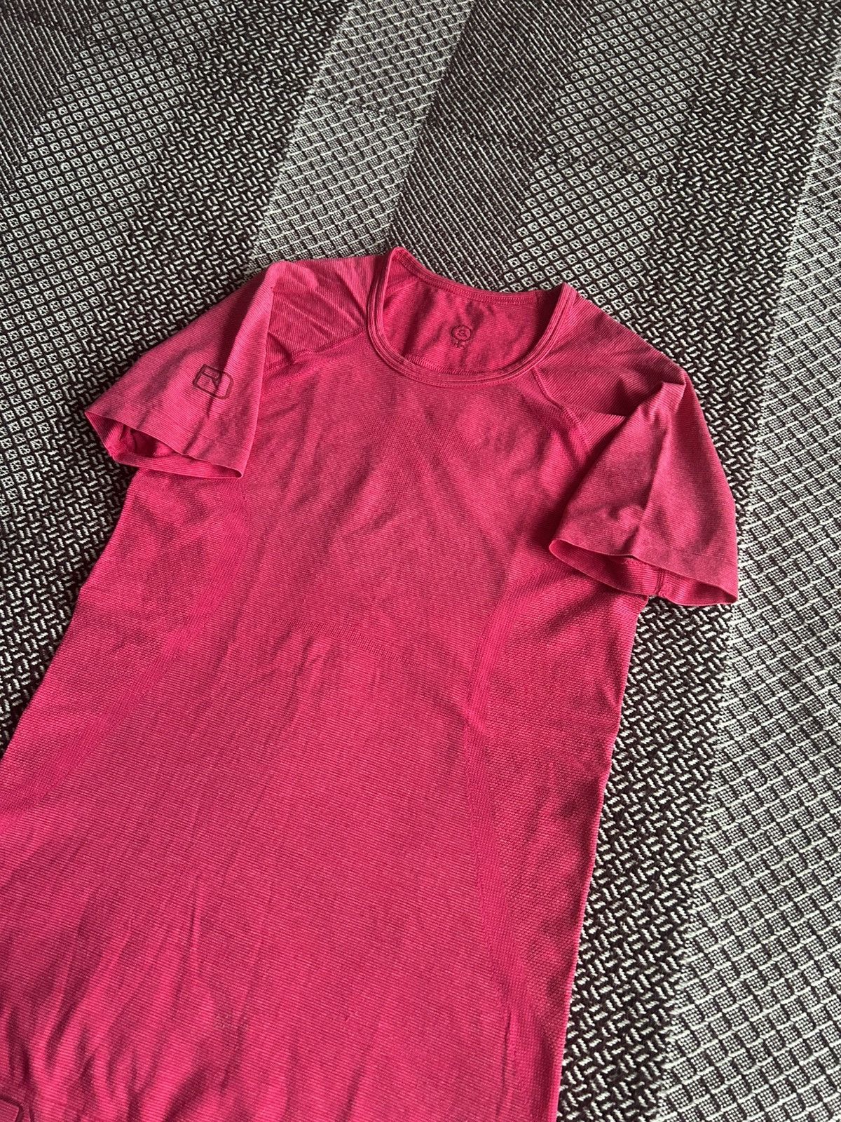 ORTOVOX Ortovox Pink Short Sleeve Tee Women Outdoor Size S Trecking Size S / US 4 / IT 40 - 6 Thumbnail