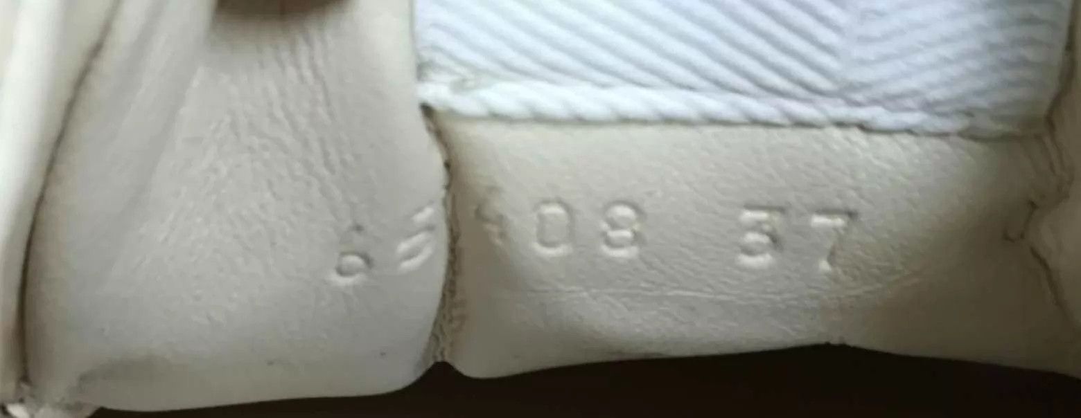 Gucci GUCCI Banana Cat Logo Dad Sneaker 98 New 37W Size US 6.5 / IT 36.5 - 7 Thumbnail