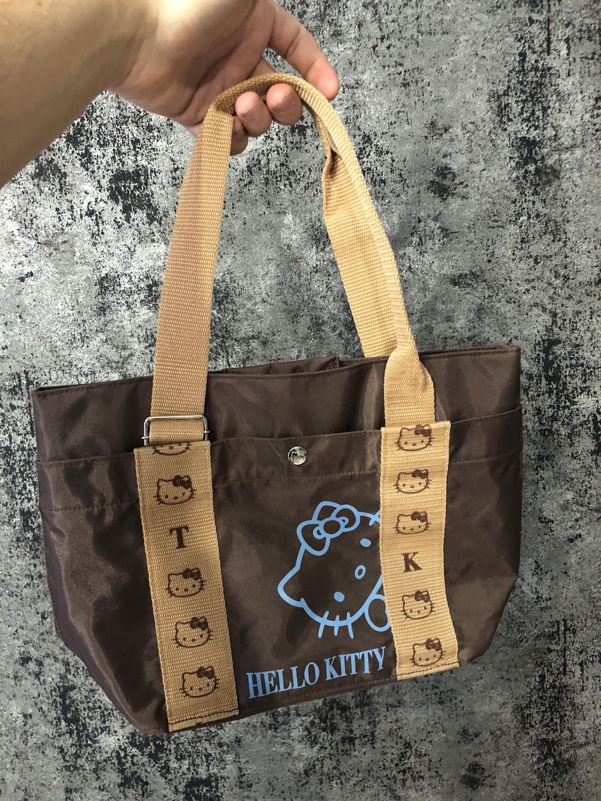 Cartoon Network × Japanese Brand × Vintage VINTAGE 2008 SANRIO SMILES HELLO KITTY BROWN SMALL BAG Size ONE SIZE - 1 Thumbnail